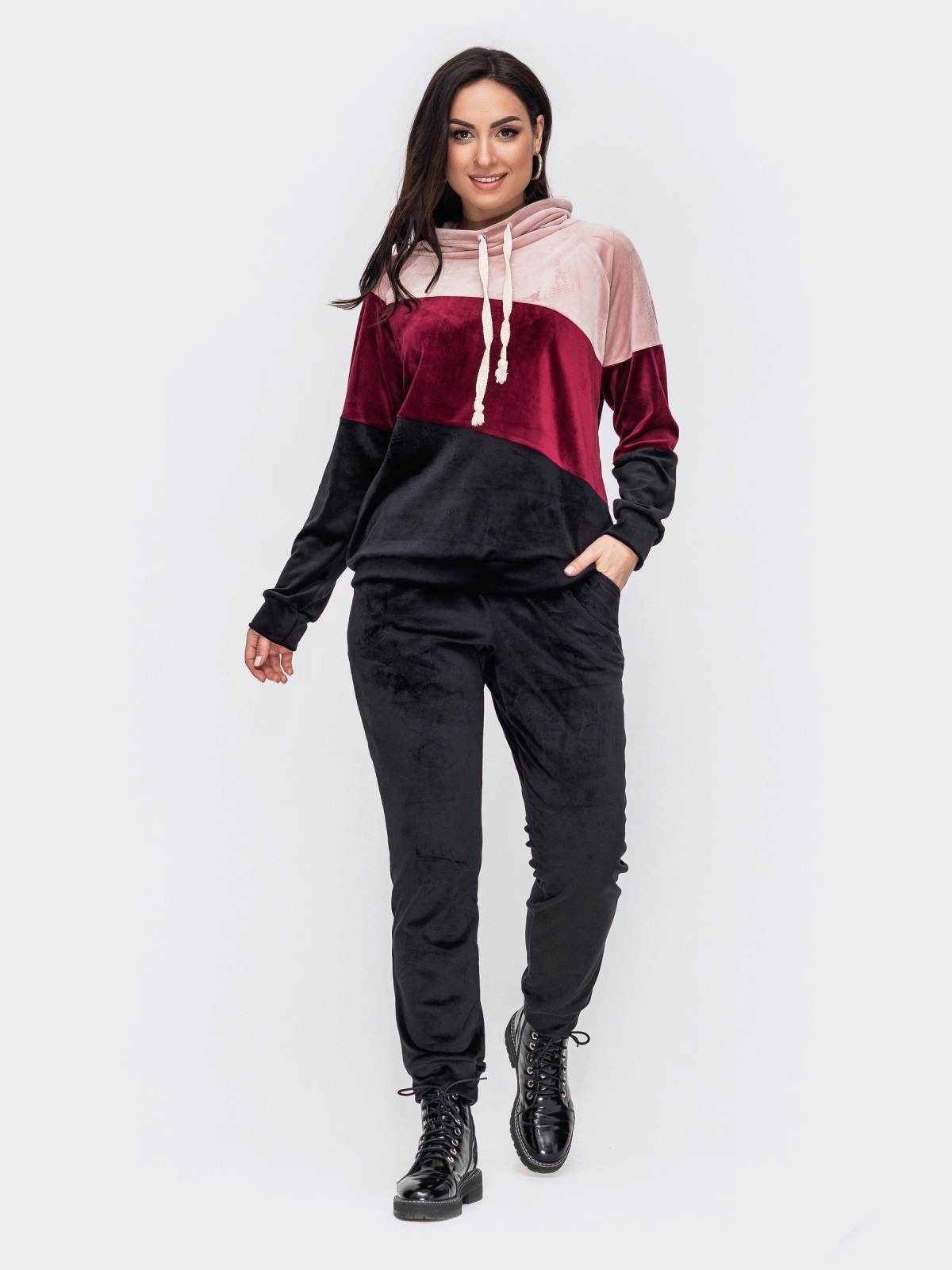 

Костюм Molegi 170145516264 62-64 черный