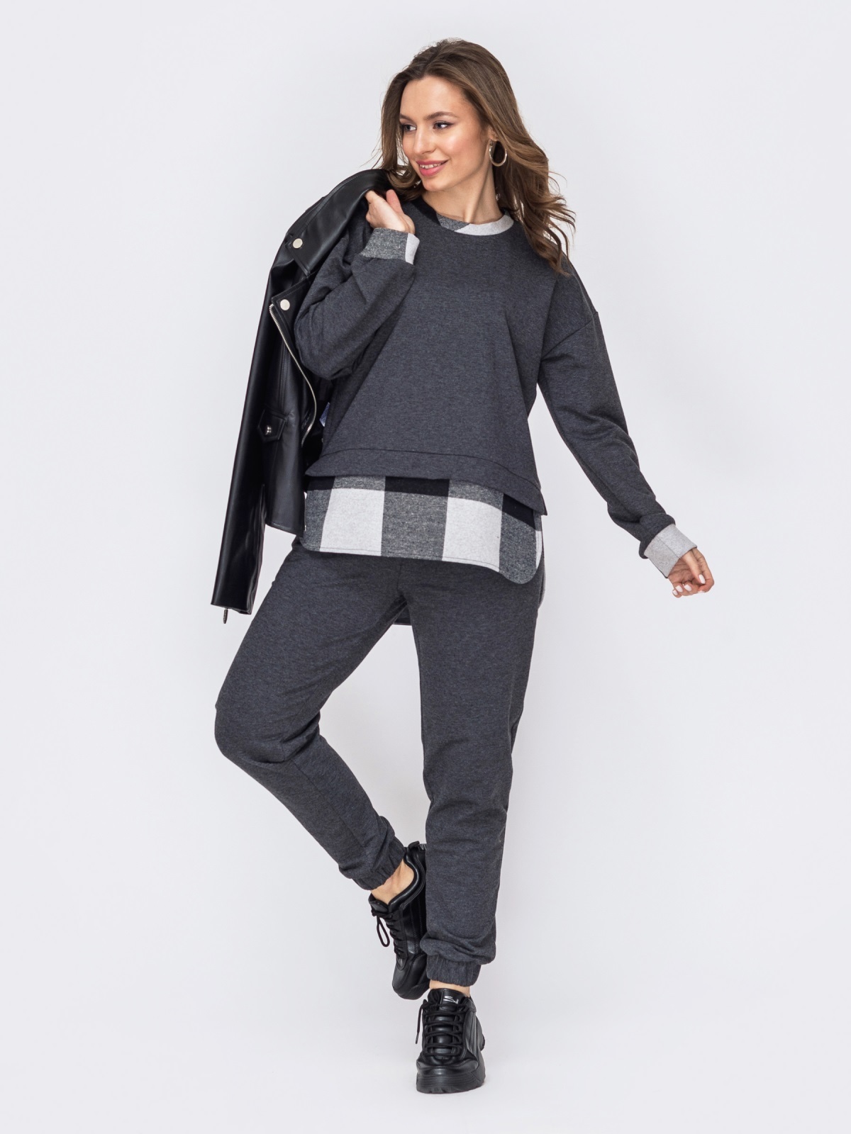 

Костюм Molegi 161740001152 52 серый