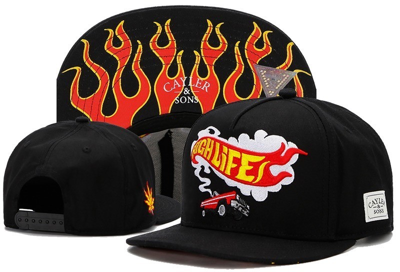 

Чоловіча бейсболка snapback SM035