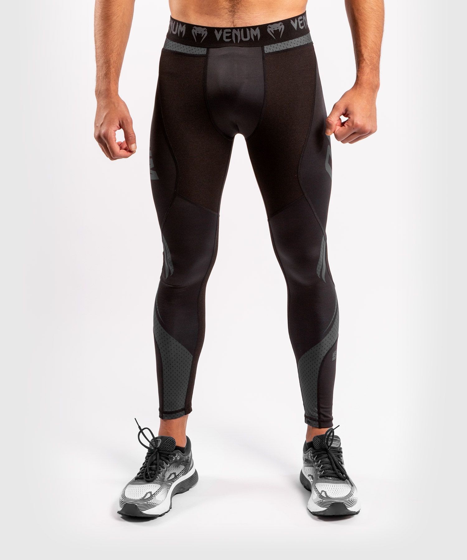 

Компрессионные штаны Venum ONE FC Impact Compression Tights Размер: XL