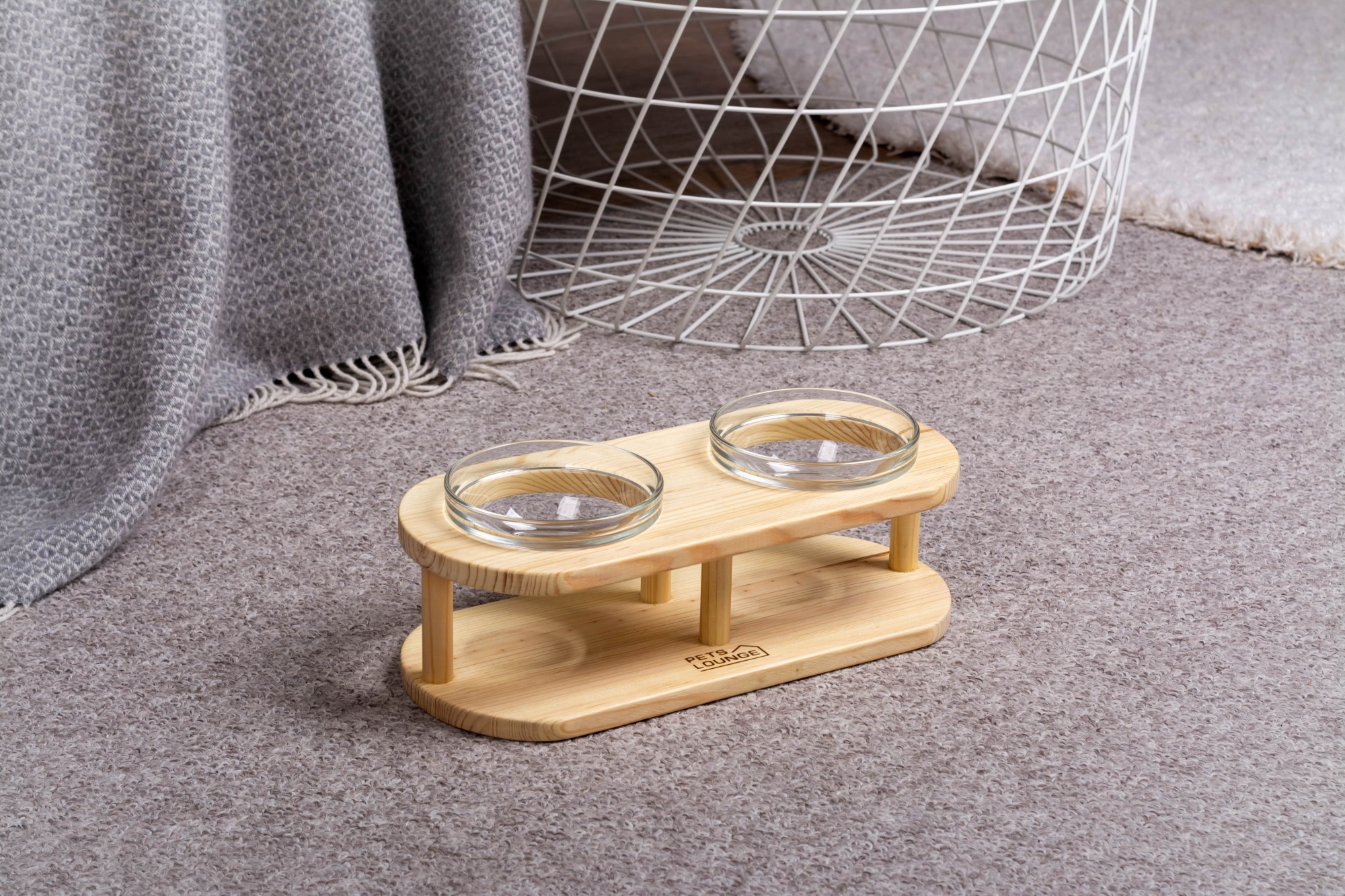 

Подставка с мисками для собак и кошек Pets Lounge Bowl Glass, 2х200 мл