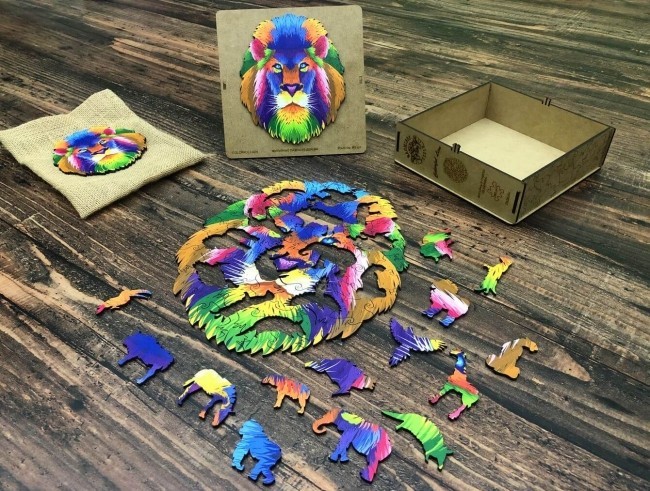 

Пазл дерев'янний Naomibox Colorful Lion(110 деталей)