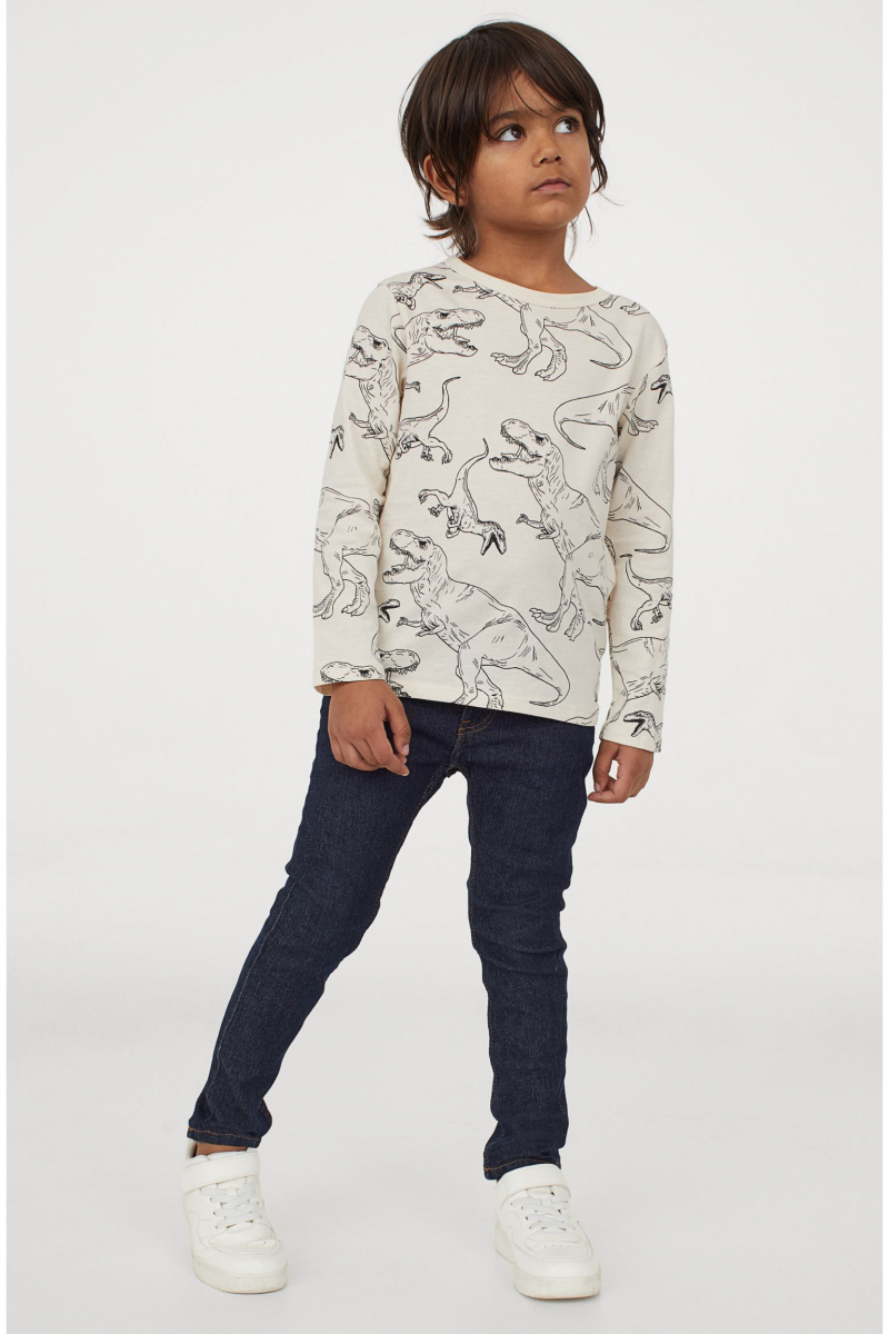 

Джинсы для мальчика H&M 776833002 128 СМ Темно-синий 64541