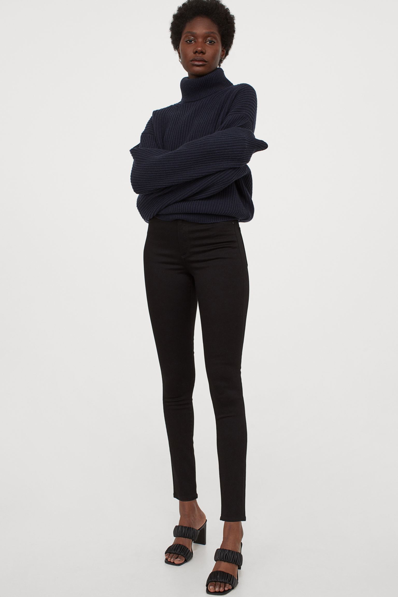 

Джинсы H&M 36 черный 12038811112