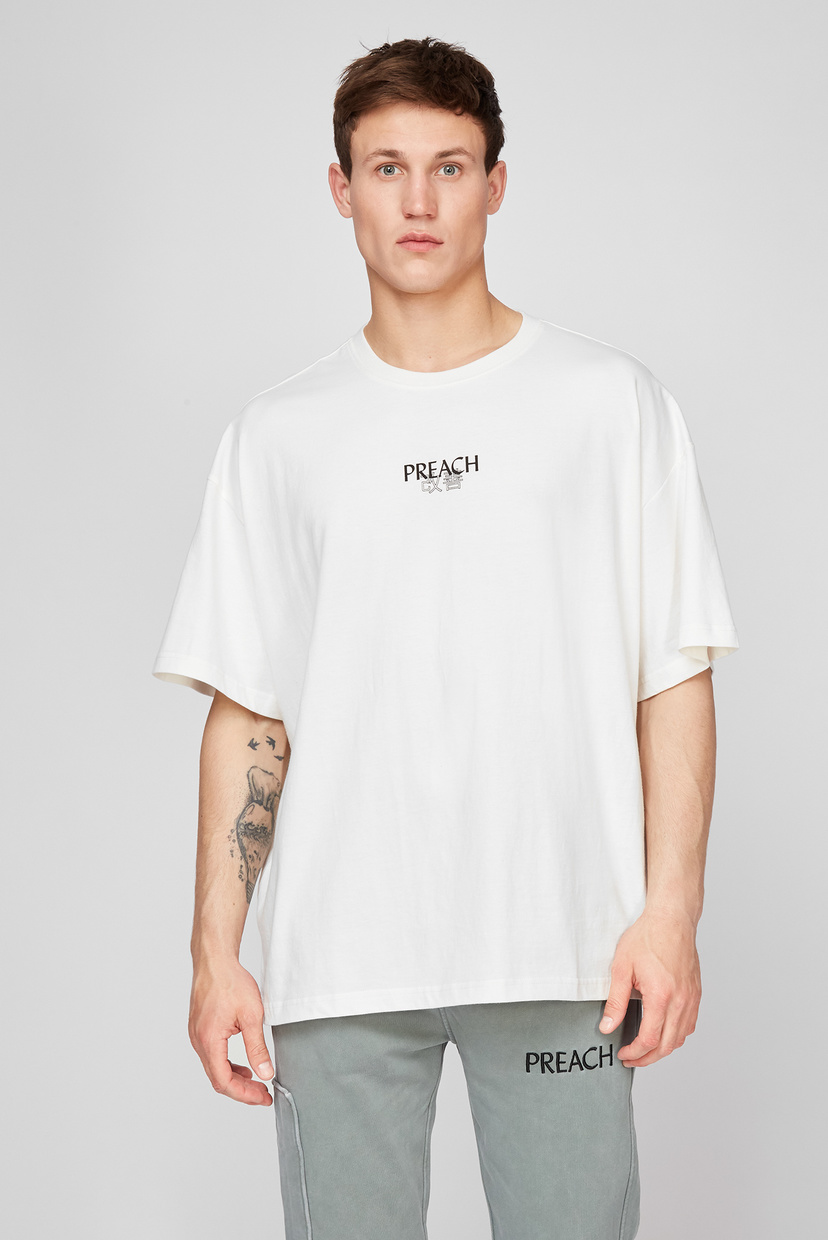 

Мужская белая футболка Circled Koi T Preach S 205115