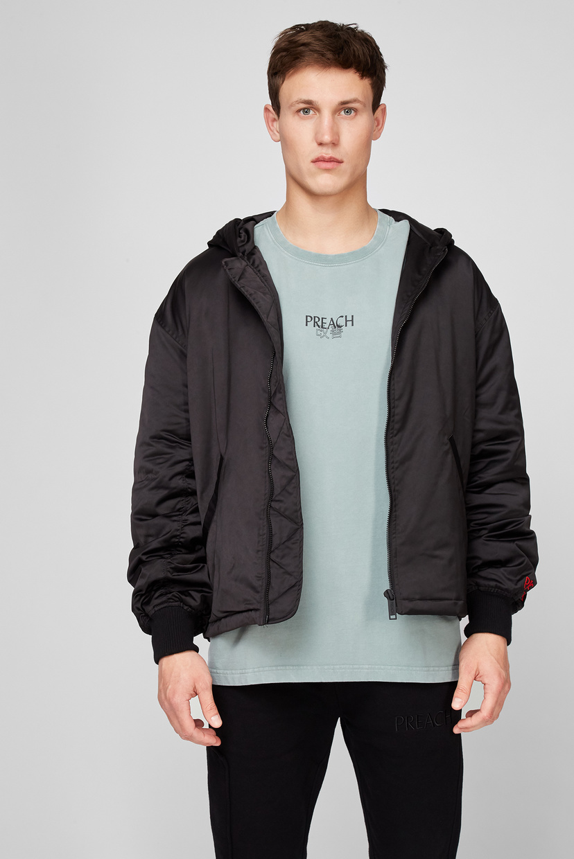 

Мужская черная куртка Hooded Bomber Preach S 205983