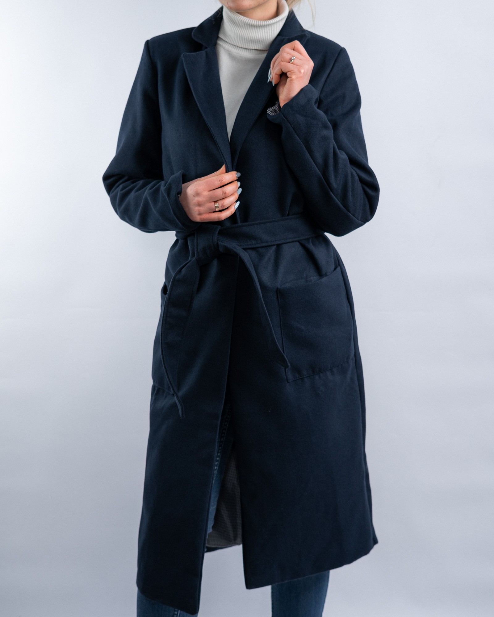 

Женское пальто Monte Cervino размер S темно-синий