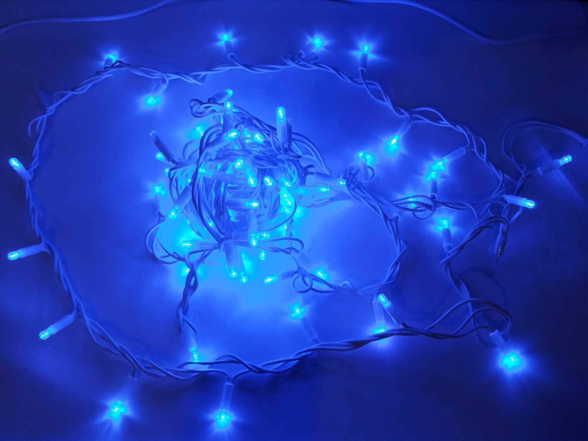 

Гирлянда уличная нить VENOM 100Led 3.3-В 10 метров Синее свечение