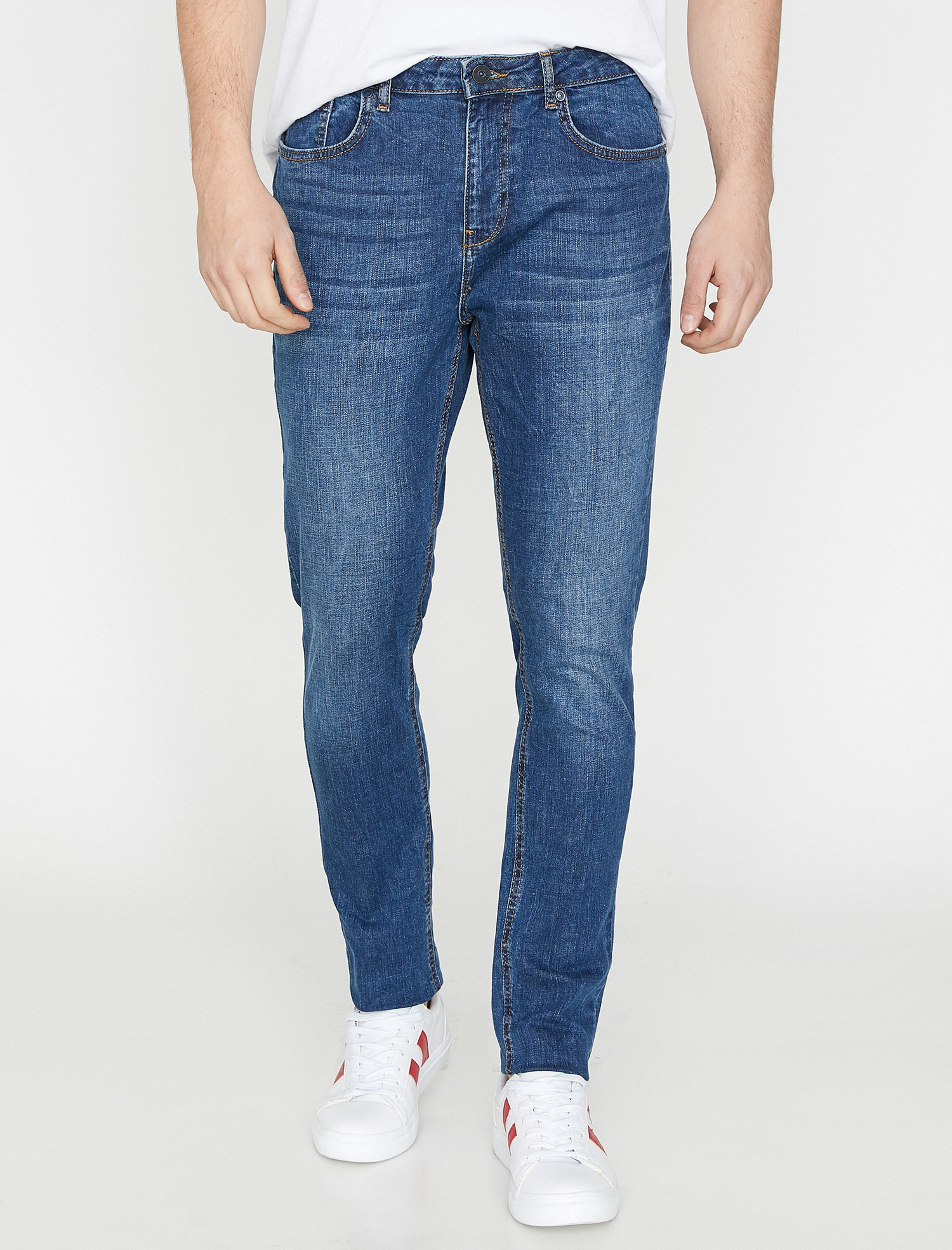 

Джинсы Koton 9KAM45506LD-740 30-34 Indigo