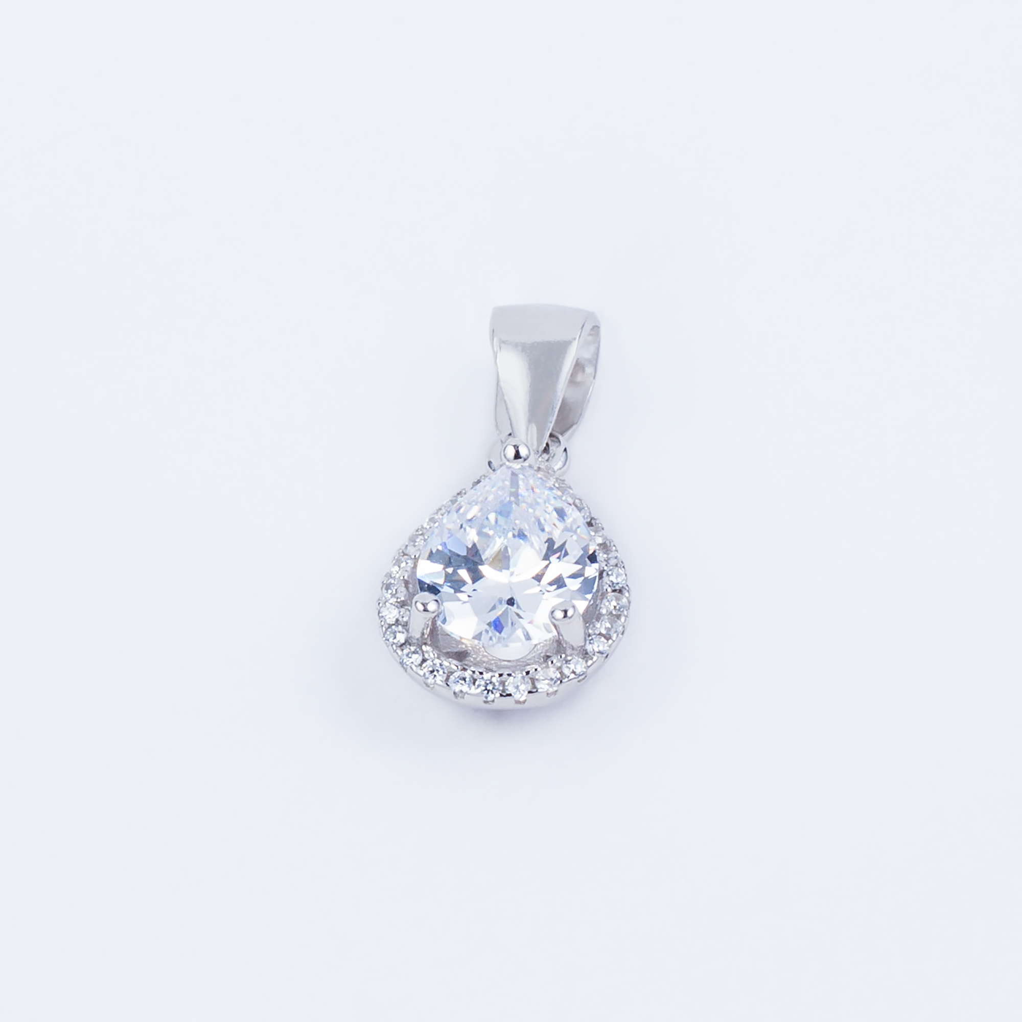 

Підвіска TOP Silver 1,73 г 9540105б