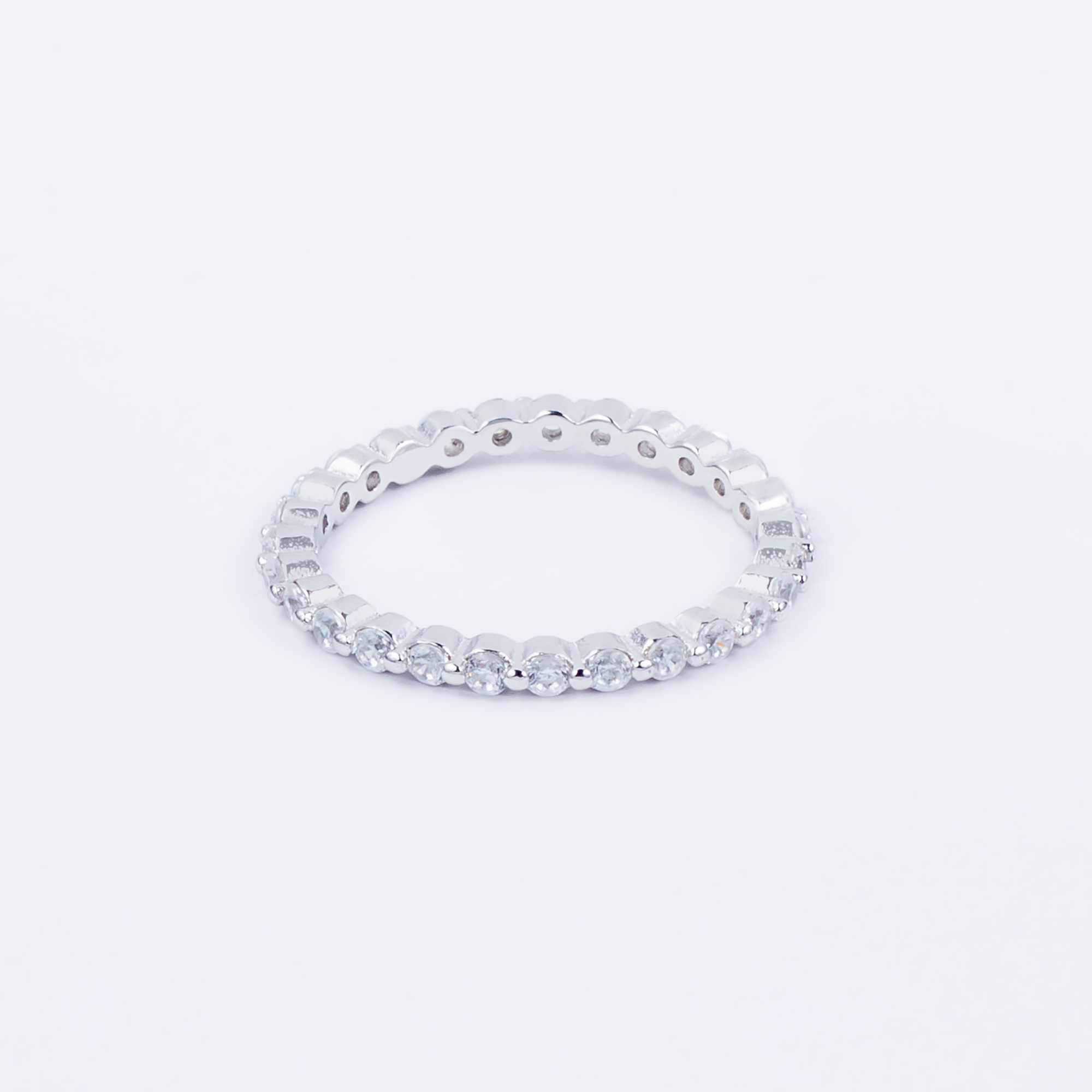

Каблучка TOP Silver размер 16,5 1,34 г 510176б