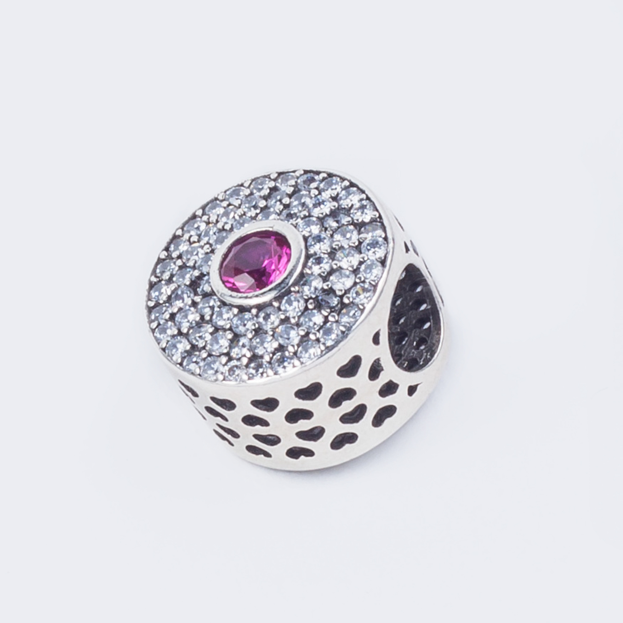 

Шарм Срібло 925 TOP Silver 2,40 г 580002к