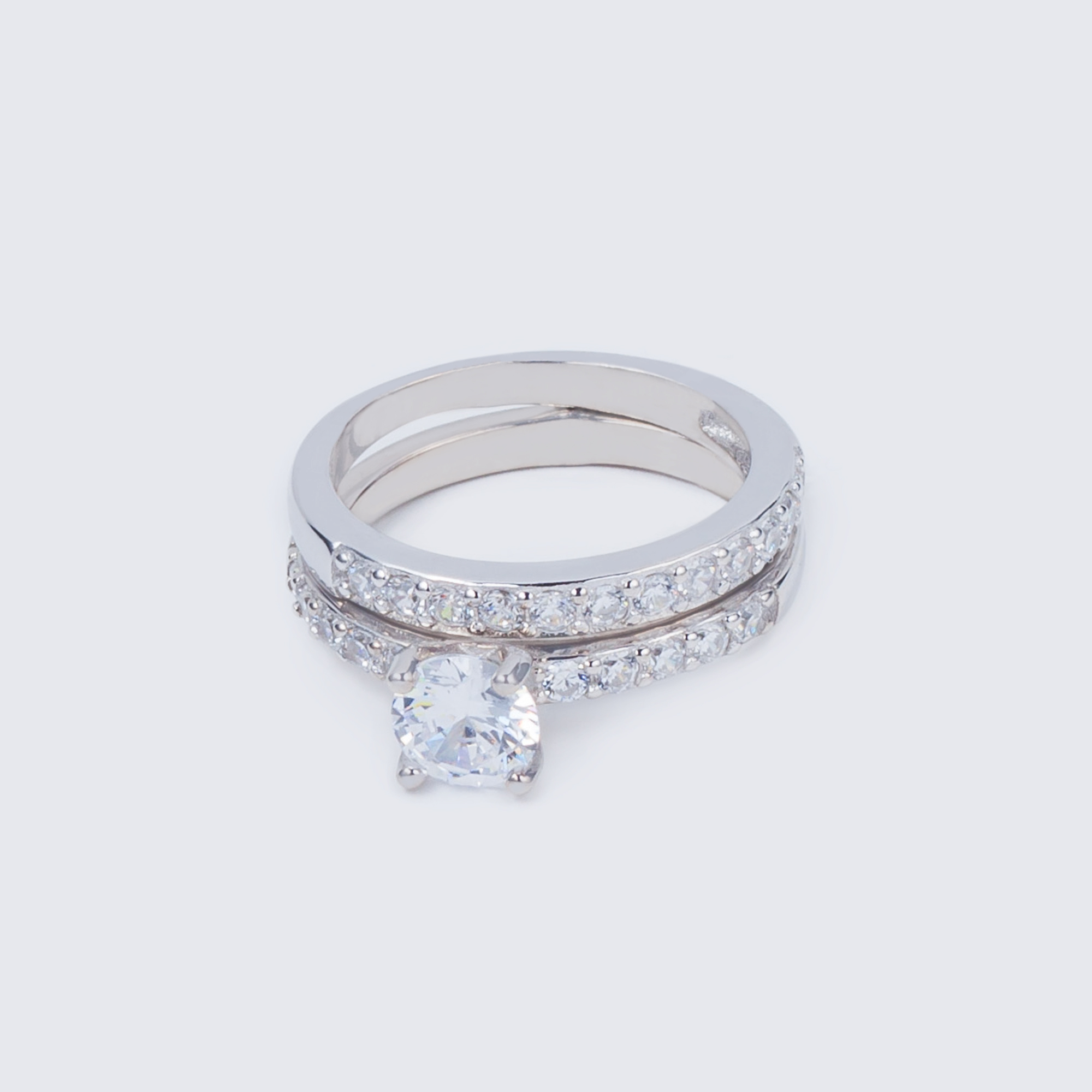 

Каблучка TOP Silver размер 15,5 3,47 г 510077б