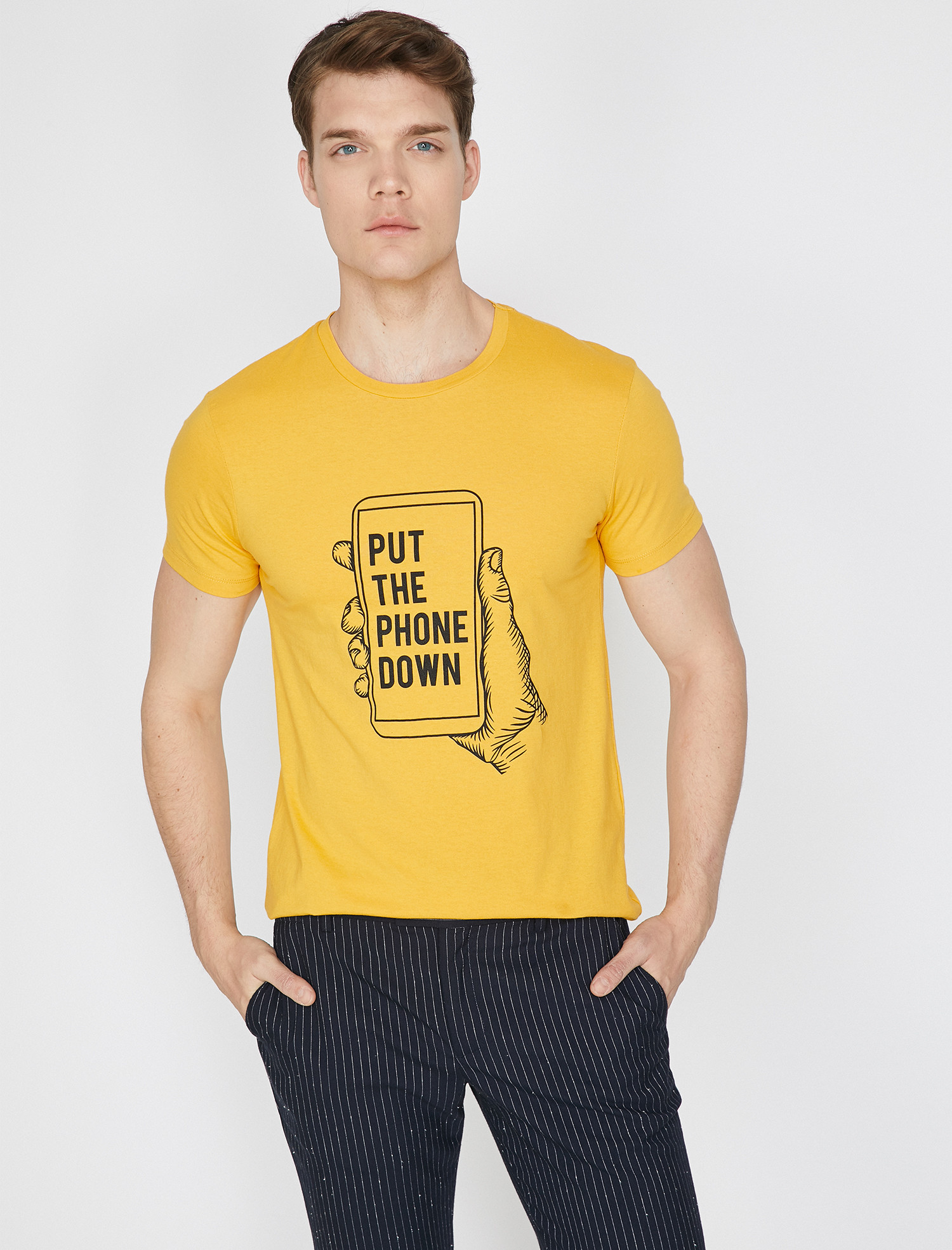 

Футболка Koton 9YAM11615DK-994 L Mustard