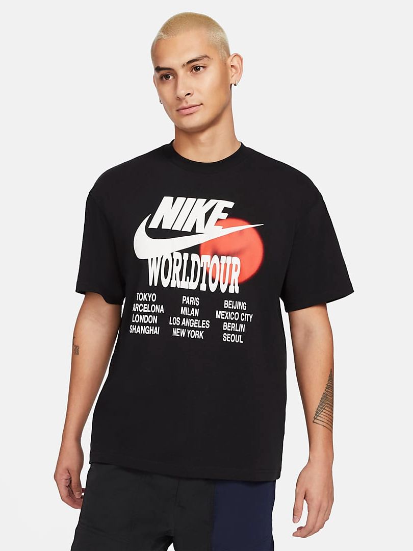 

Футболка Nike M Nsw Tee World Tour DA0937-010 S Черная