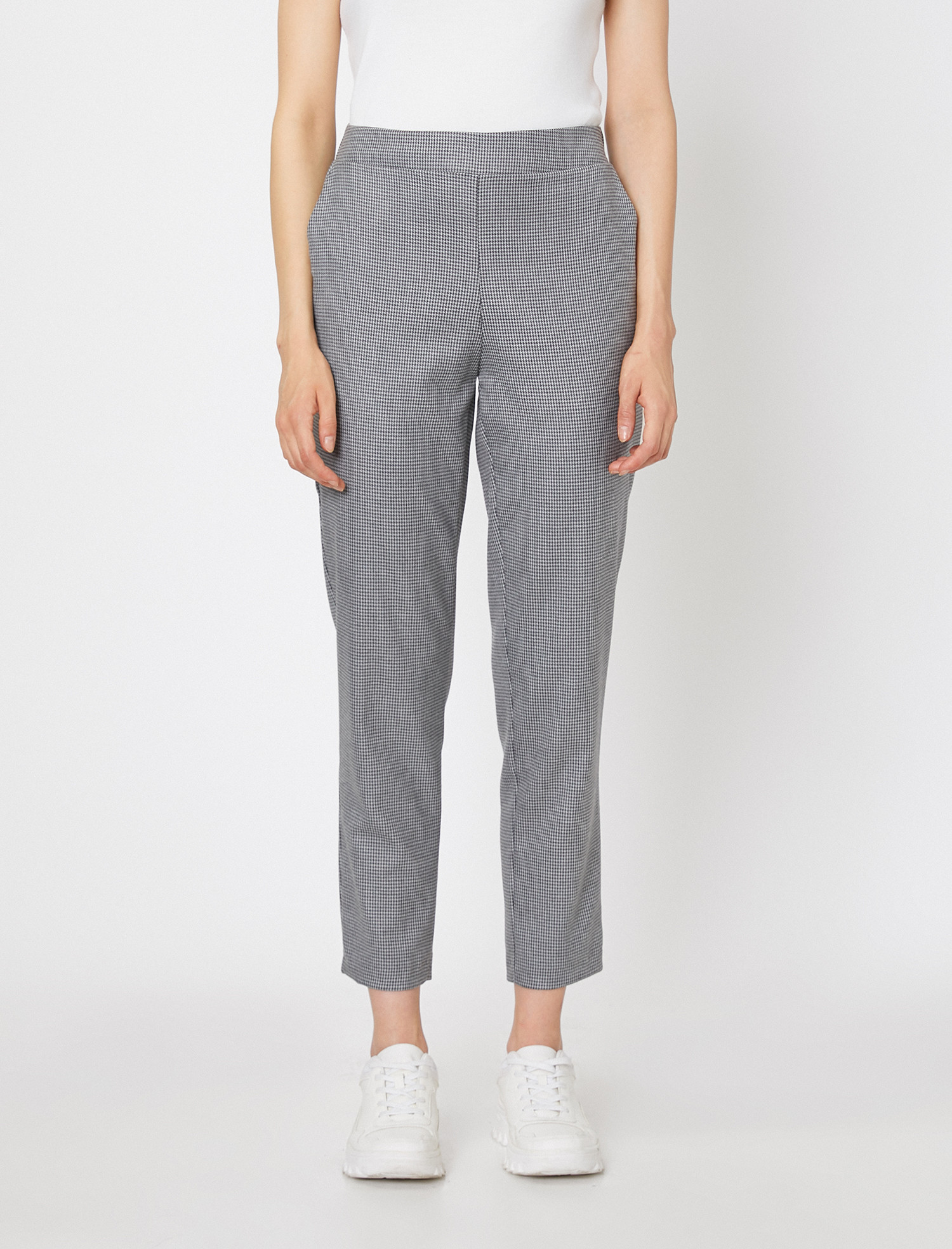 

Брюки Koton 0KAK46646IW-03P 38 Grey Check