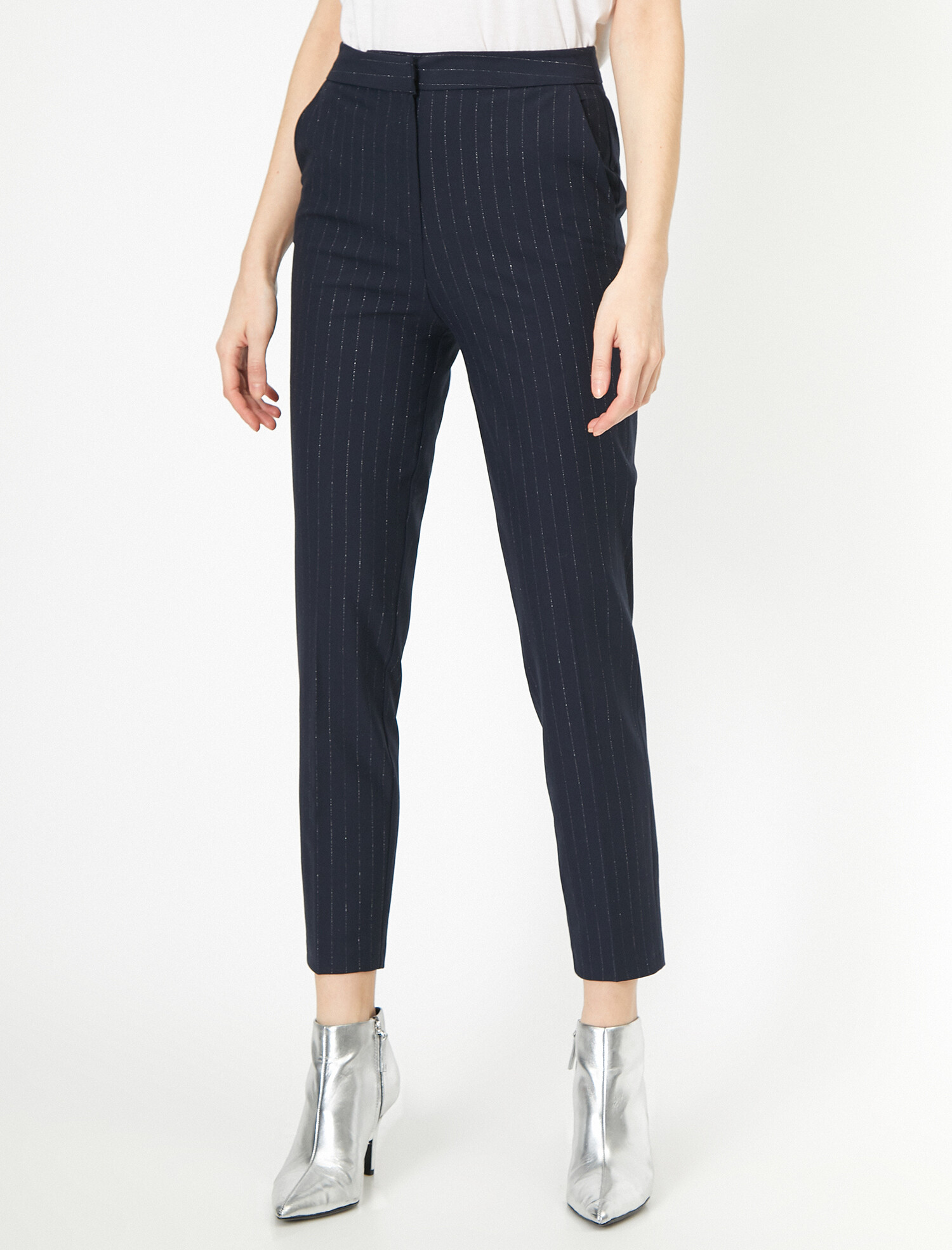 

Брюки Koton 0KAK42922UW-Z54  Marine Stripe, Брюки Koton 0KAK42922UW-Z54 38 Marine Stripe