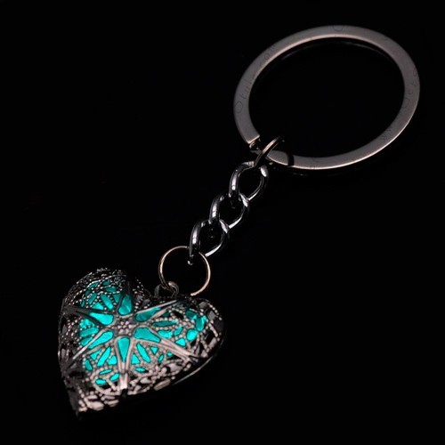 

Украшение на шею Anex Glowing Heart светится в темноте