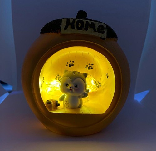 

Ночник Белочка в домике Mego Squirrel in the House