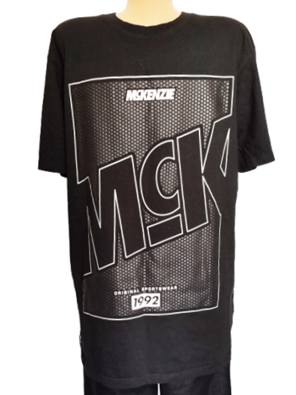 

Футболка McKenzie 52р L черная 20-00020