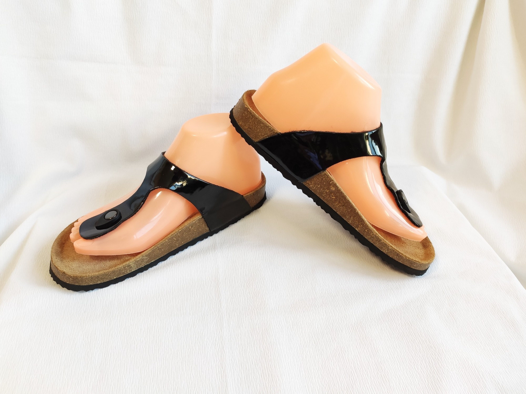 

Сандалии Walkx Women 37р EU38 черные 20-00188