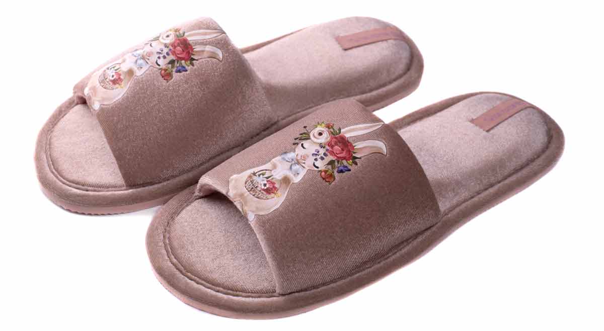 

Комнатные тапочки Twins Твинс женские HS-VL велюр с наклейкой бежевые, р.36/37 (5826)