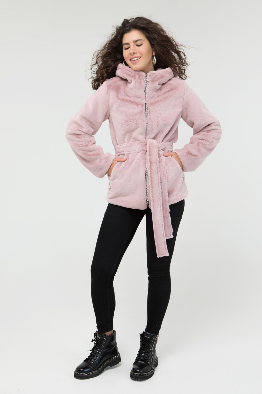 

Fashions • Полушубок Венера Fashions 50 пудра (025)