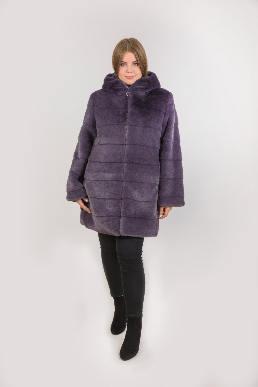 

Fashions • Шуба Linda Fashions 56 сирень (№025К-бр)