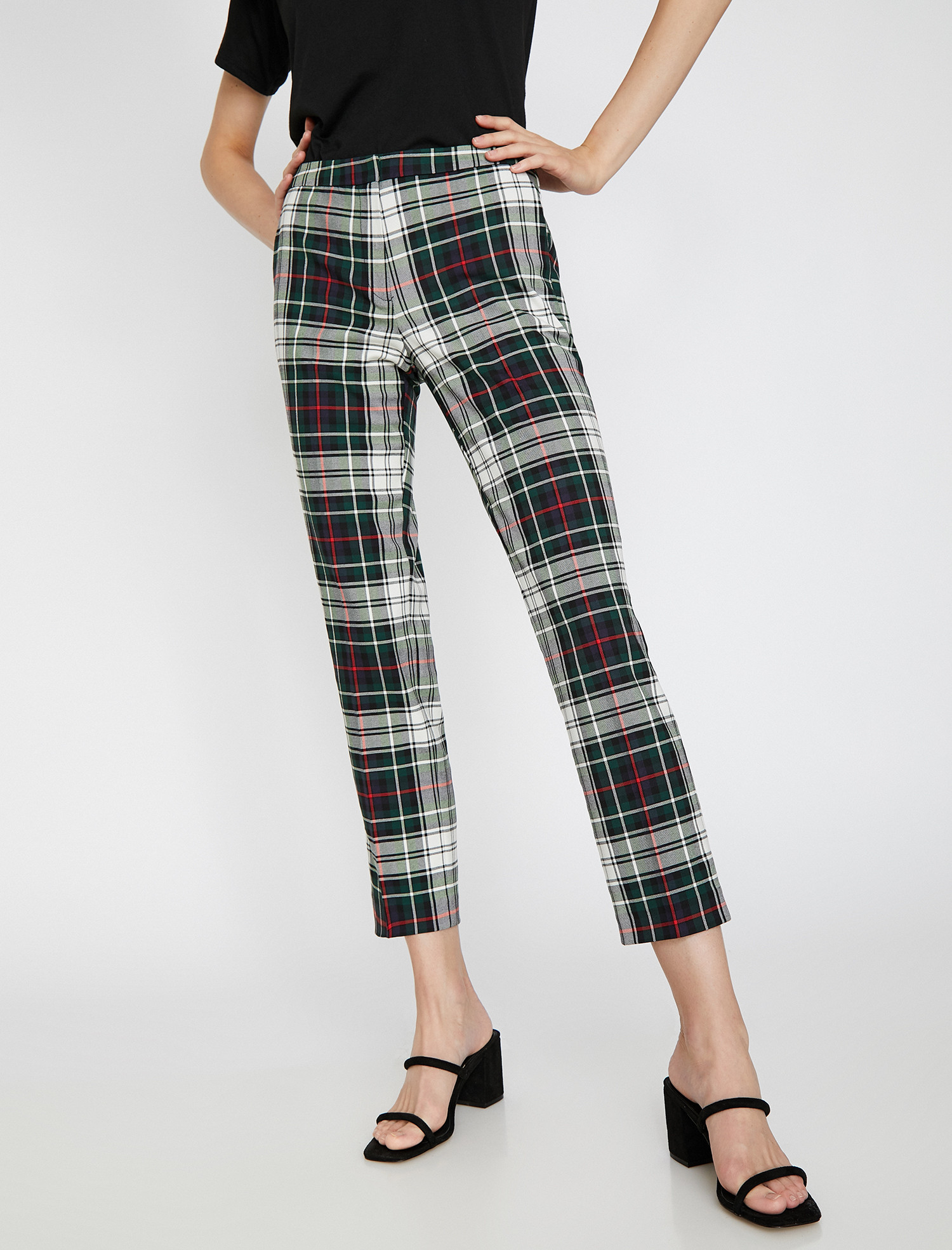 

Брюки Koton 0KAK42000RW-05R 36 Black Check