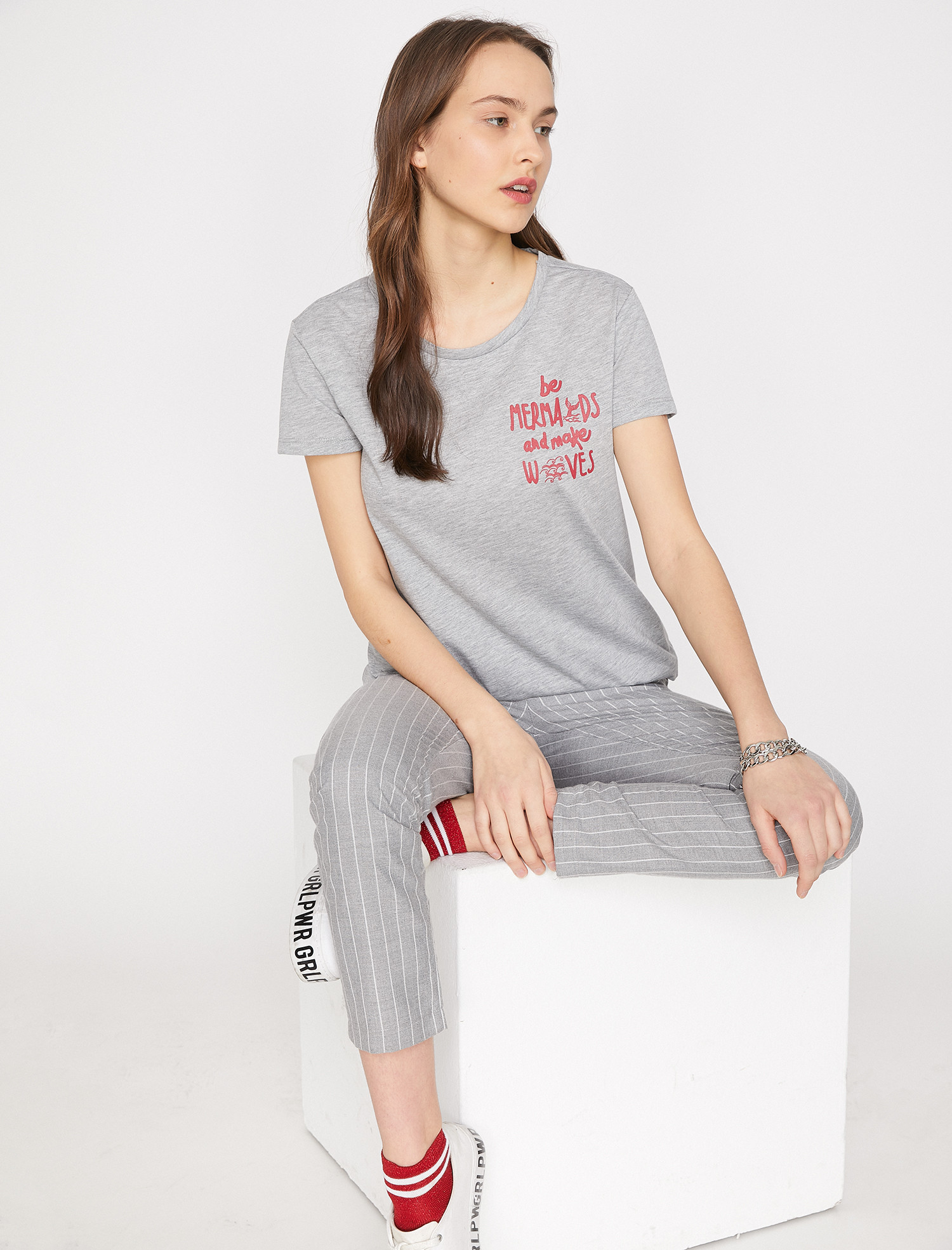 

Футболка Koton 9YAL18582IK-027  Grey, Футболка Koton 9YAL18582IK-027 L Grey