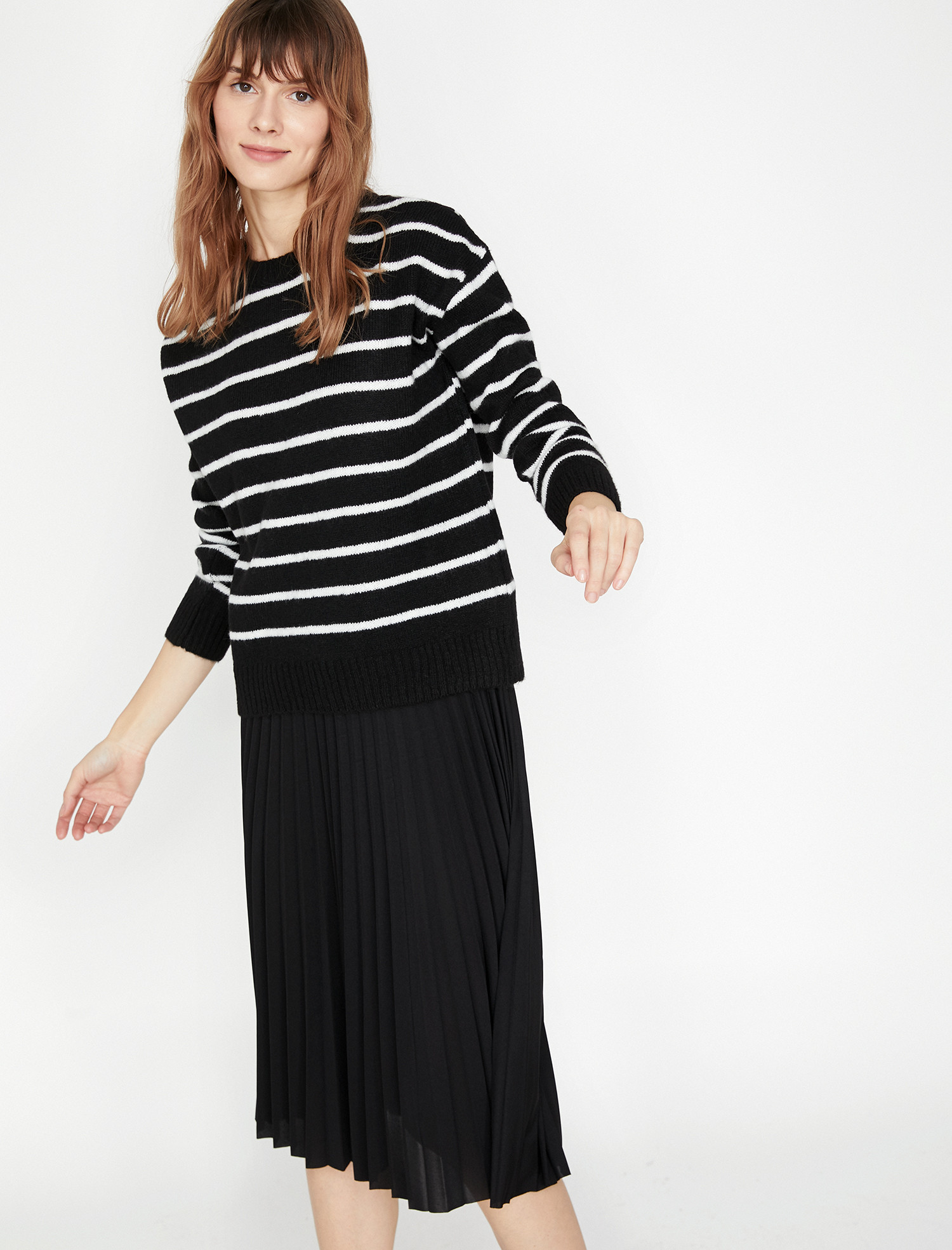 

Джемпер Koton 9KAK93900YT-05K L Black Stripe