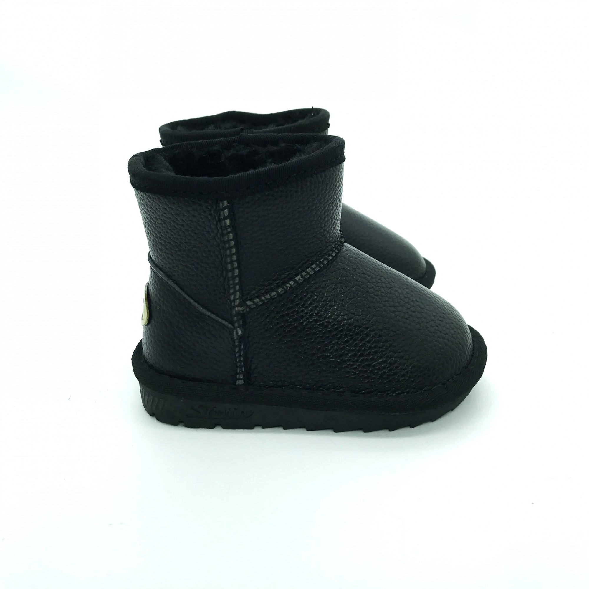 

Кожаные угги для мальчиков Xiao Dian Затмение 36 22,7 см Black 9003