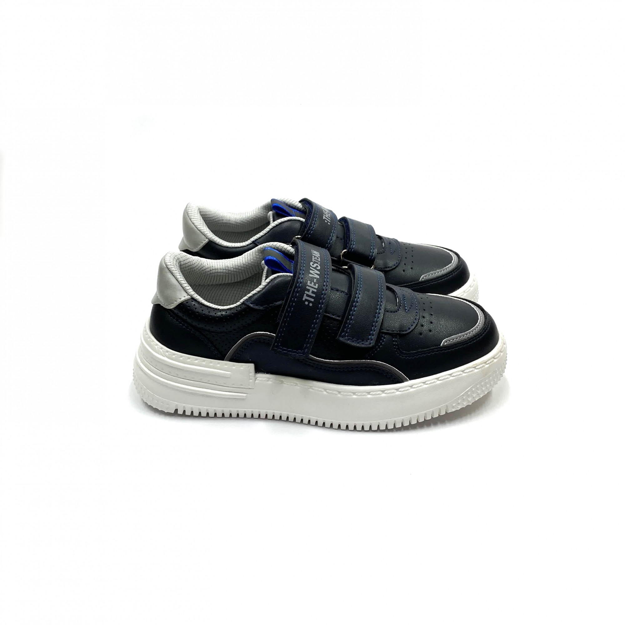 

Кроссовки для мальчиков Weestep Bullet 34 22 см Black 4286