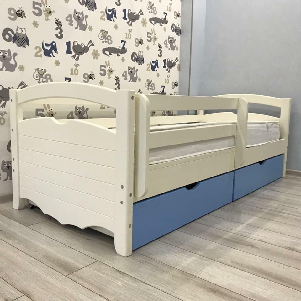 

Кровать односпальная тахта RainbowDream Фирина 90х200 см бело-голубой массив ольхи, с ящиками и бортом
