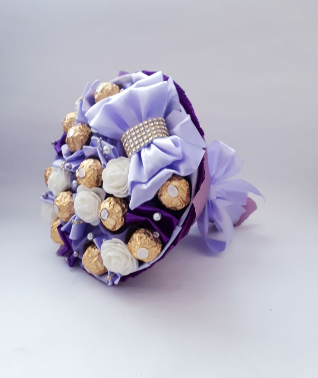 

Букет из конфет Ferrero Rosher фиолетовый Okl РР 1650 р
