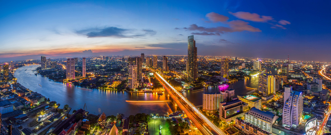 

Фотообои Панорамные 'Ночной город' (3125) , Иней