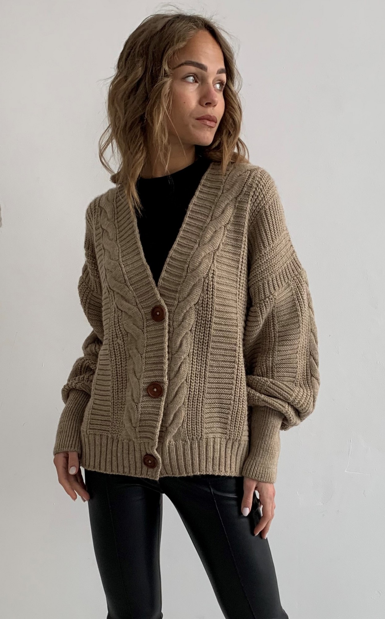 

Кардиган вязаный Verevka Braid Long  бежевый, Кардиган вязаный Verevka Braid Long One size бежевый