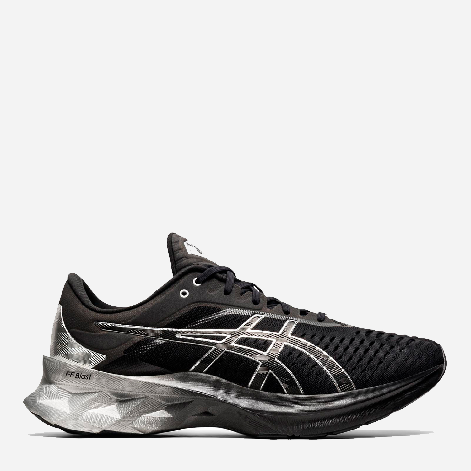 

Кроссовки ASICS NovaBlast Platinum 1011B157-001 41.5 (8) 26 см Черные