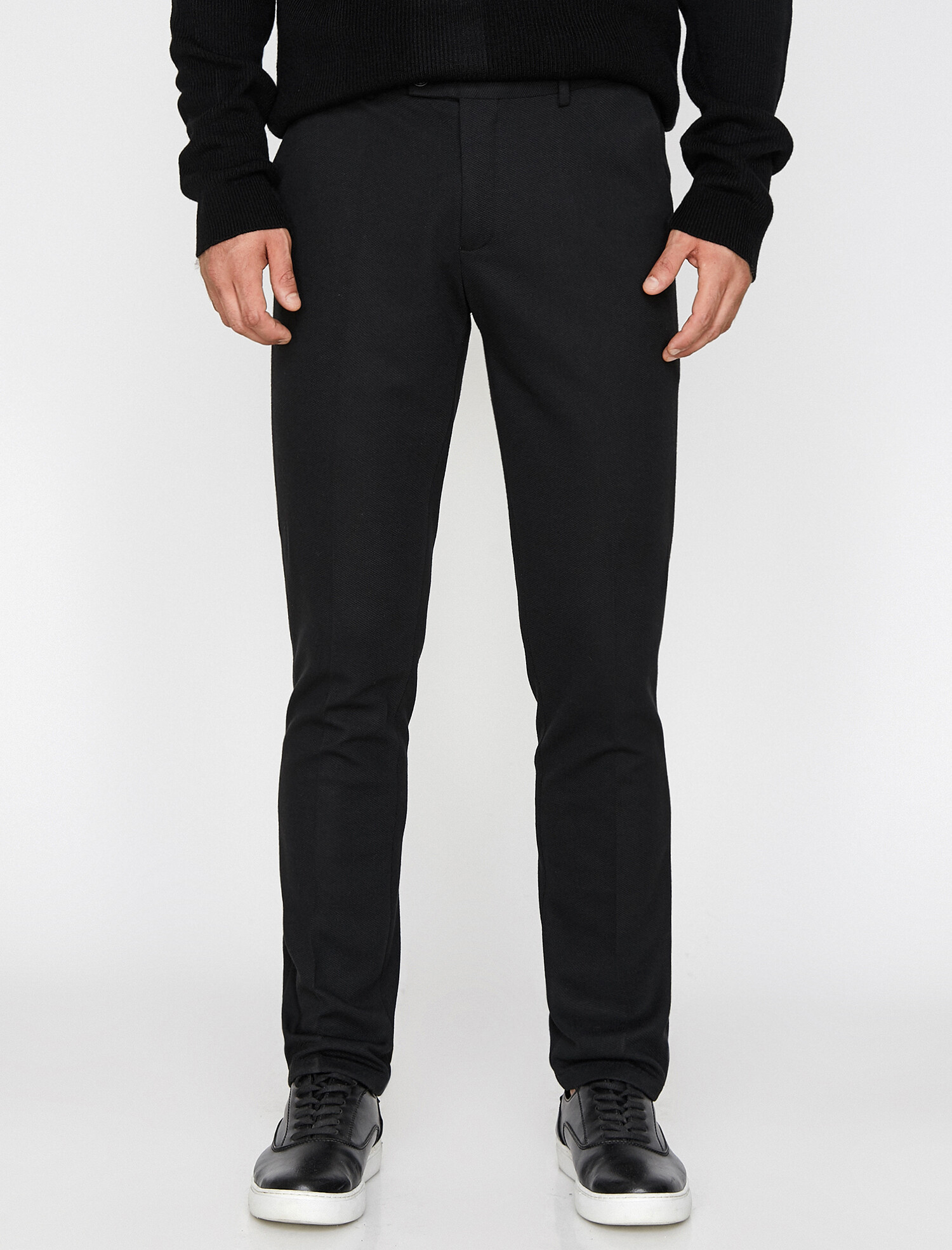 

Брюки Koton 0KAM49015VK-999 48 Black