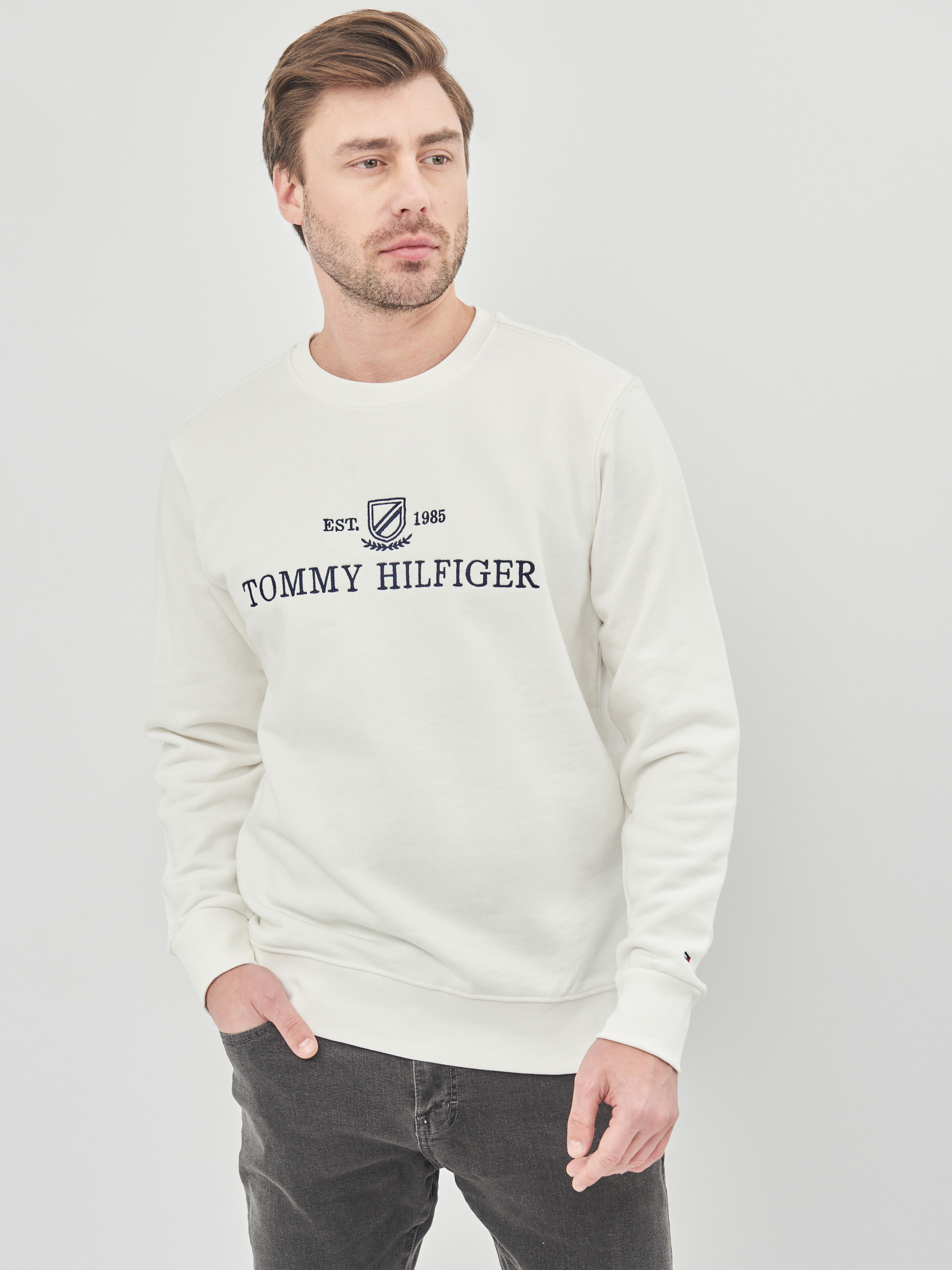 

Свитшот Tommy Hilfiger 10432.3  (52) Белый, Свитшот Tommy Hilfiger 10432.3 2XL (52) Белый