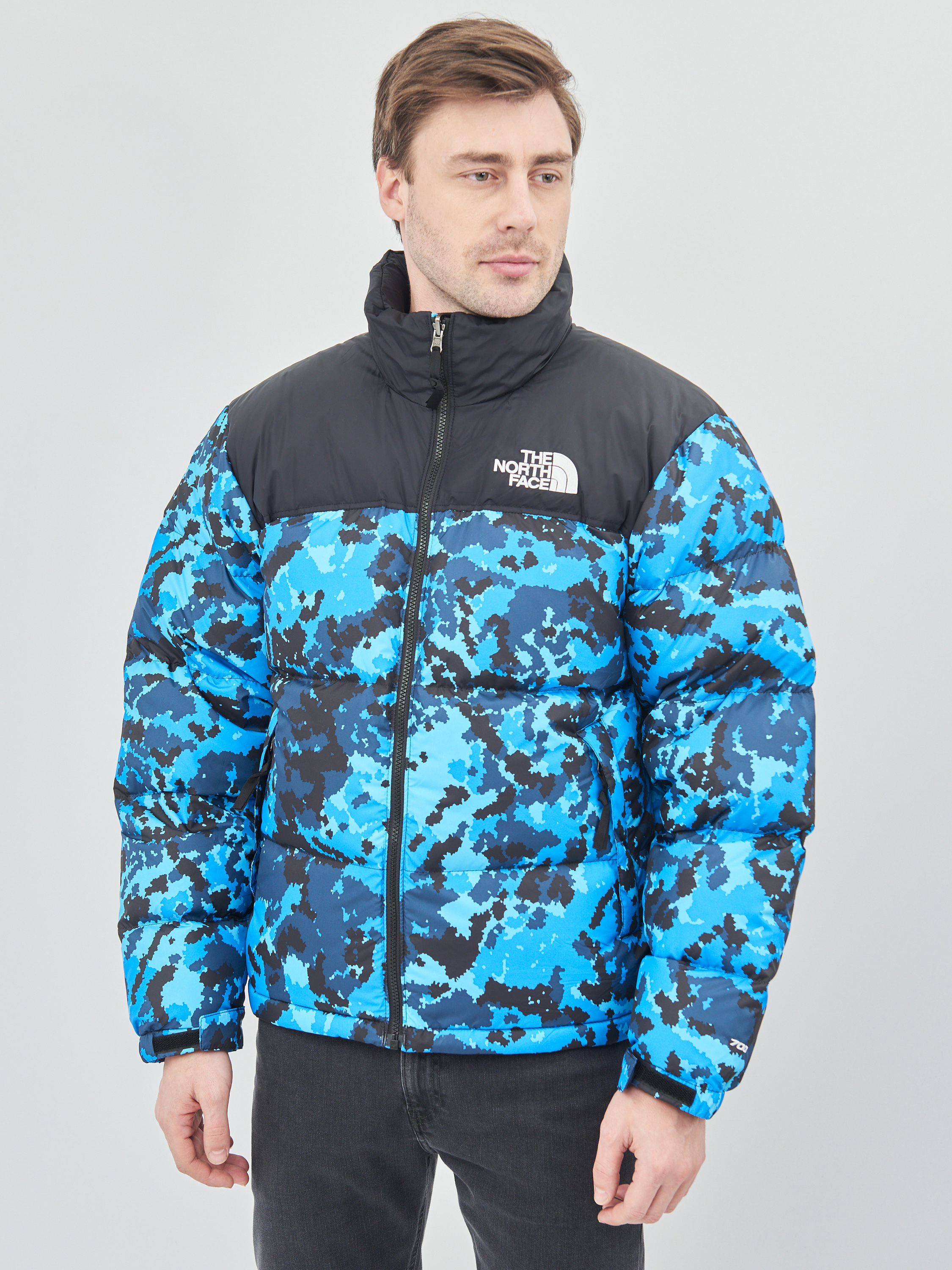 

Куртка The North Face NF0A3C8DTPZ1 L Синяя с черным