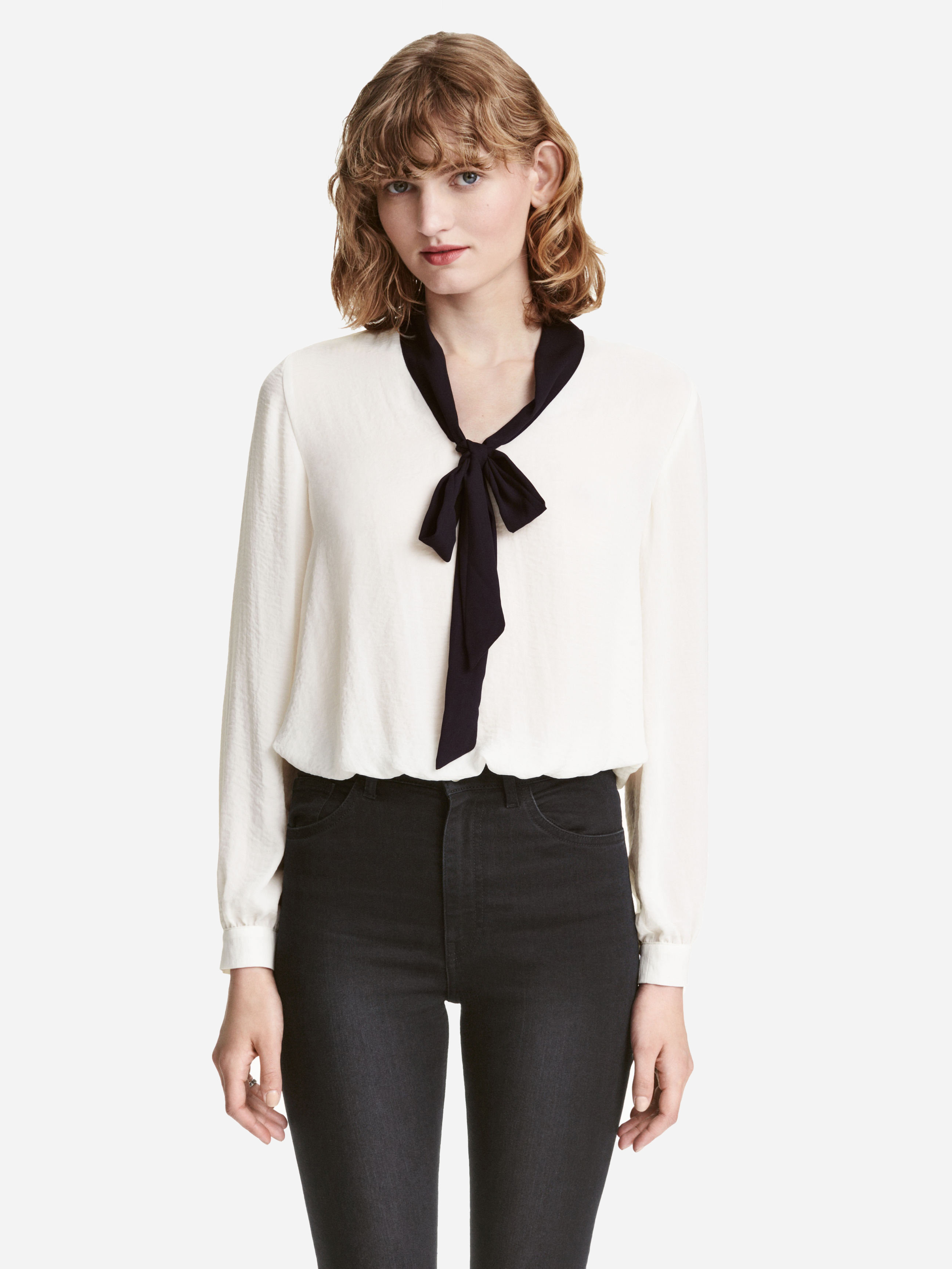 

Блузка H&M 04014794  Белая (AB3000000168363_2000001608586_LD2000000894157, Блузка H&M 04014794 42 Белая (AB3000000168363_2000001608586_LD2000000894157)