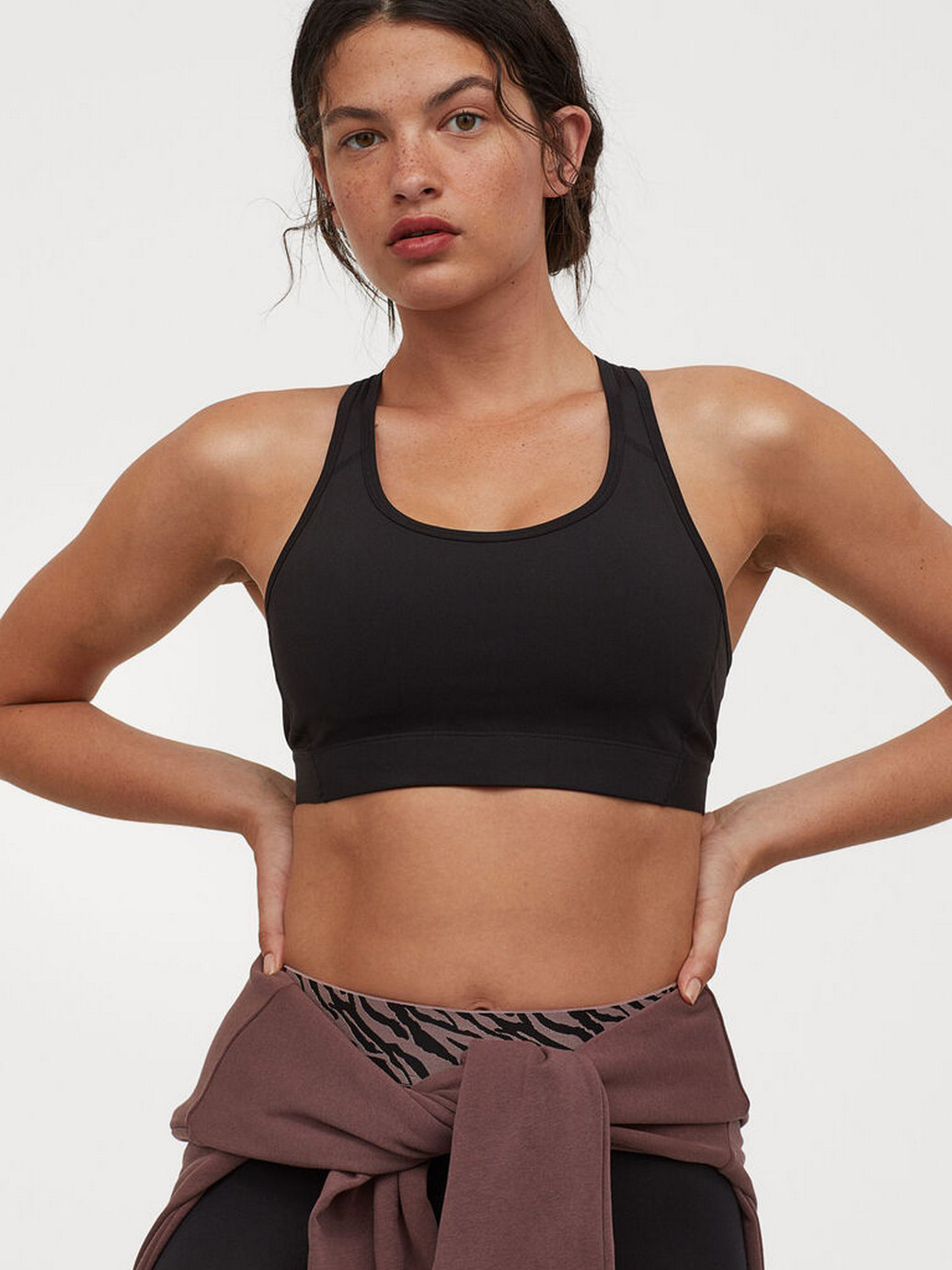 

Топ спортивный H&M 0754238_без.отв S Черный