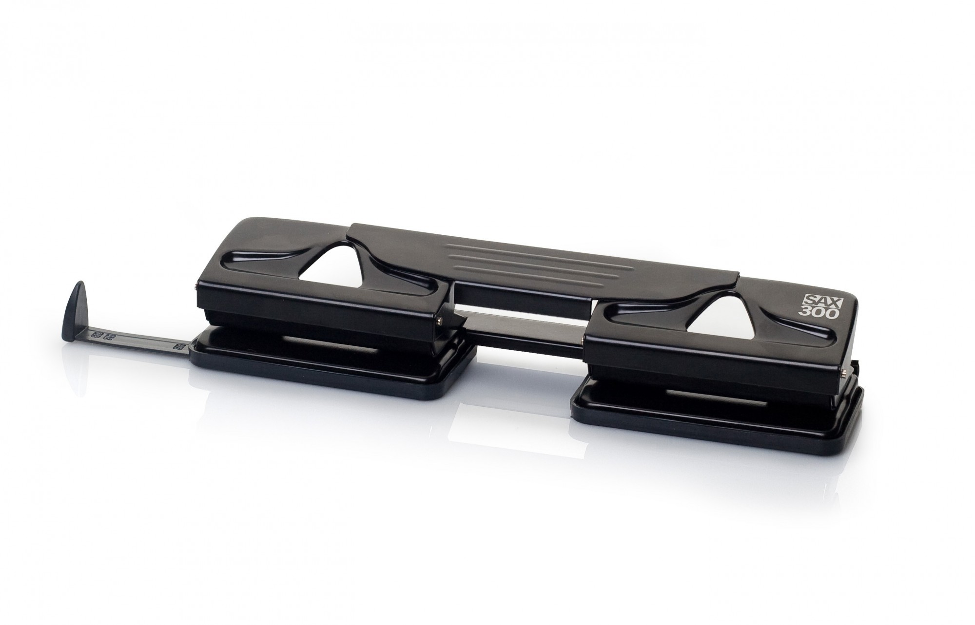 

Дырокол металлический SAX 300 15листов 4 отверстия черный (7310008003)