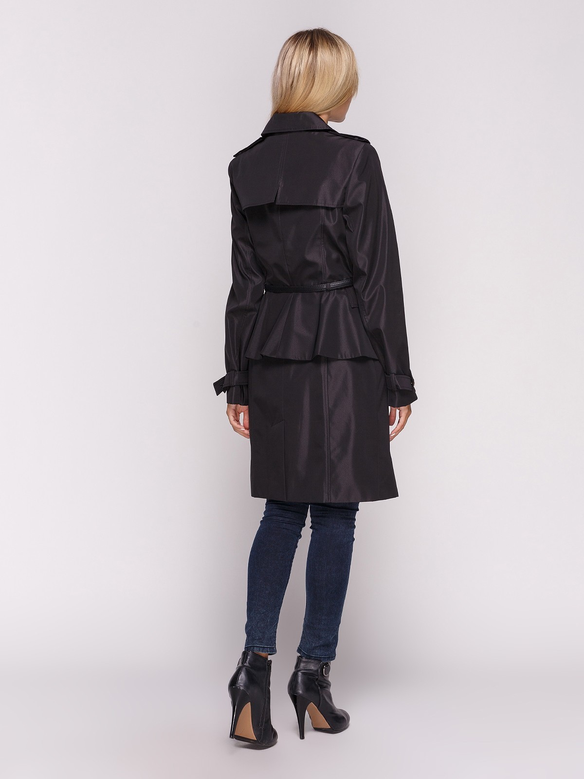 

Плащ женский Милазон Баска xl черного цвета 2136dbl50xl