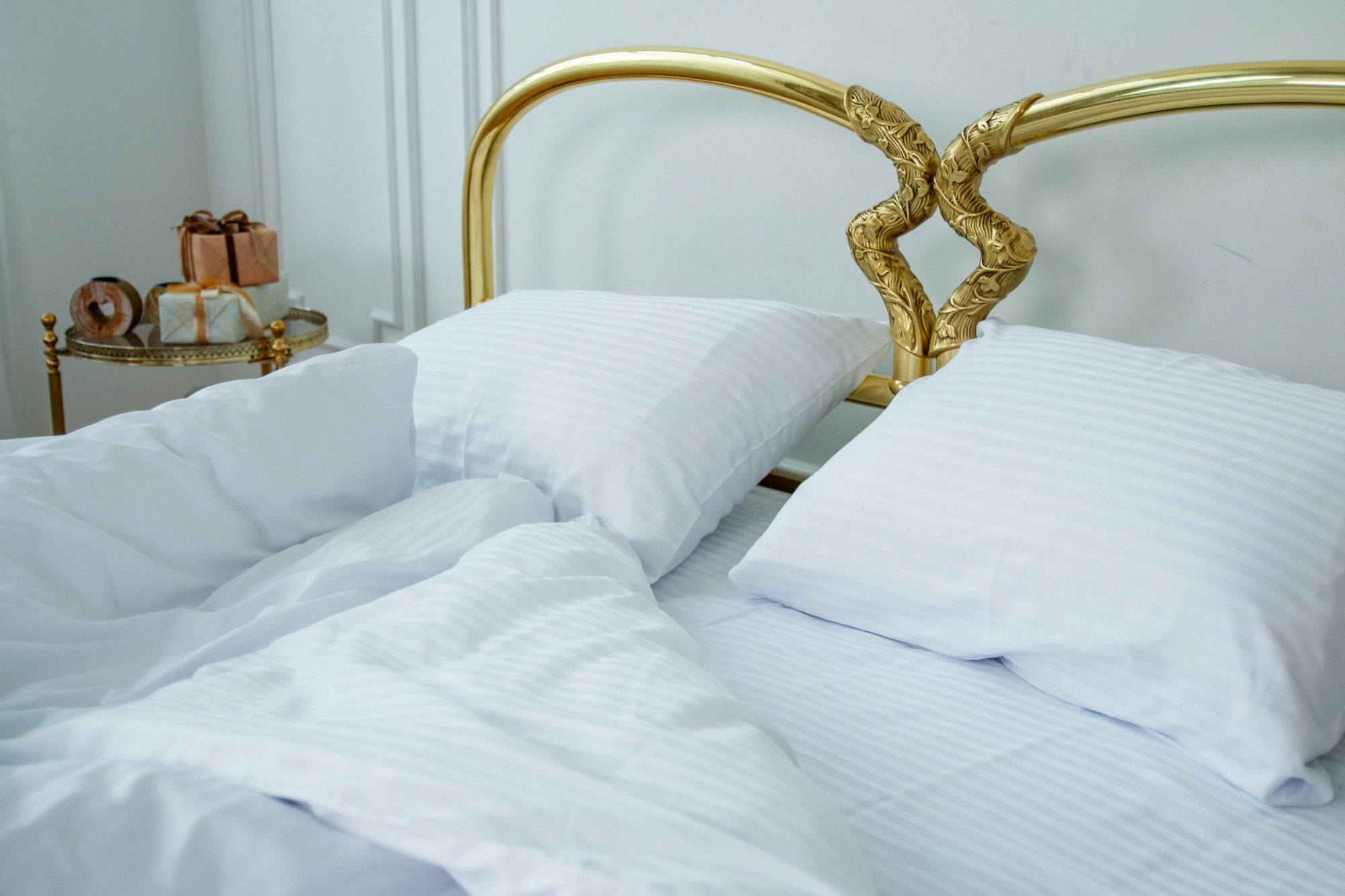 

Постельное бельё Textile Hygge сатин страйп 180х220 белое 203312001