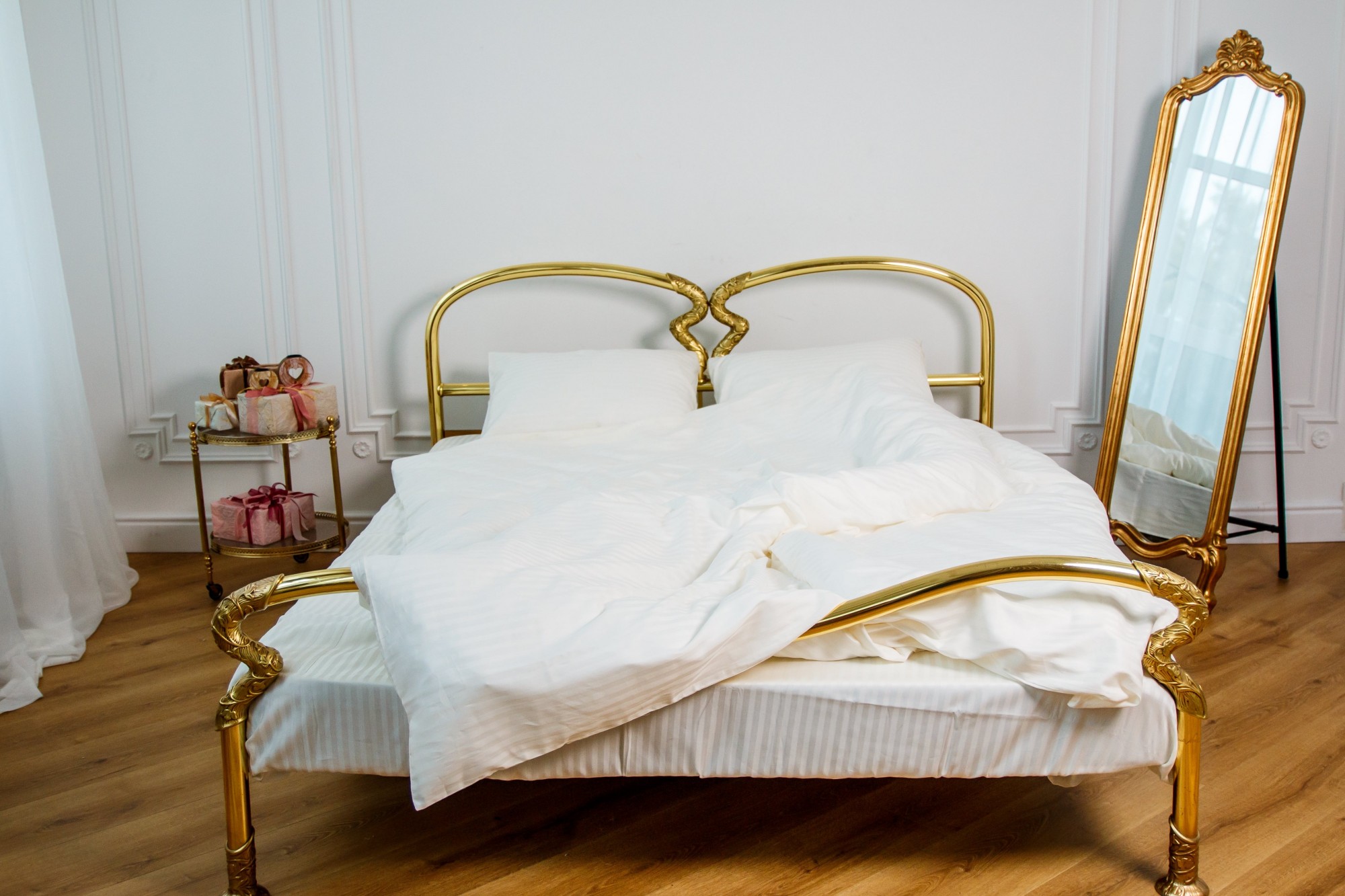 

Постельное бельё Textile Hygge сатин страйп 220х240 (простынь на резинке) кремовый 573312001