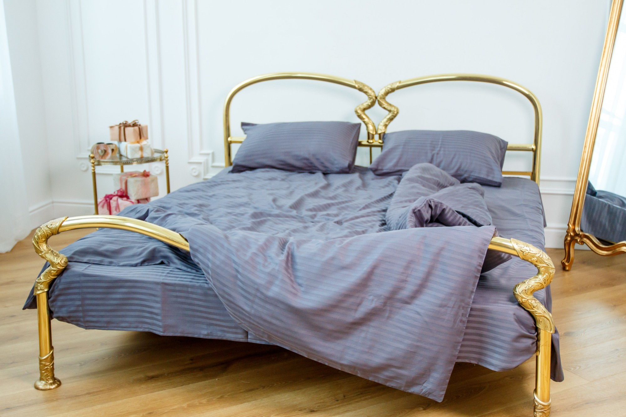 

Постельное бельё Textile Hygge сатин страйп 220х240 (простынь на резинке) графитовый 503312001