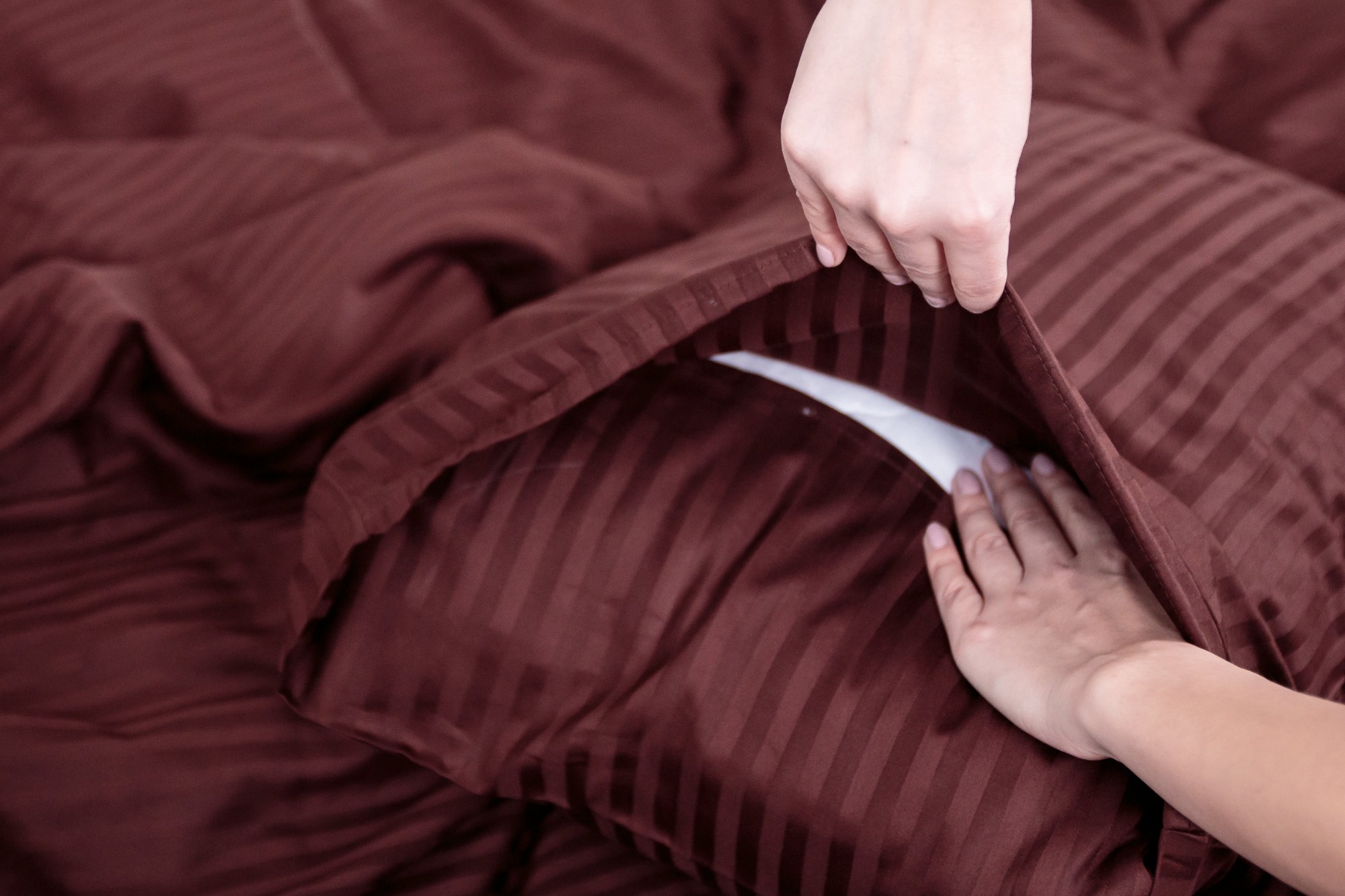 

Постельное бельё Textile Hygge сатин страйп 150х220 х 2шт шоколад 473312001