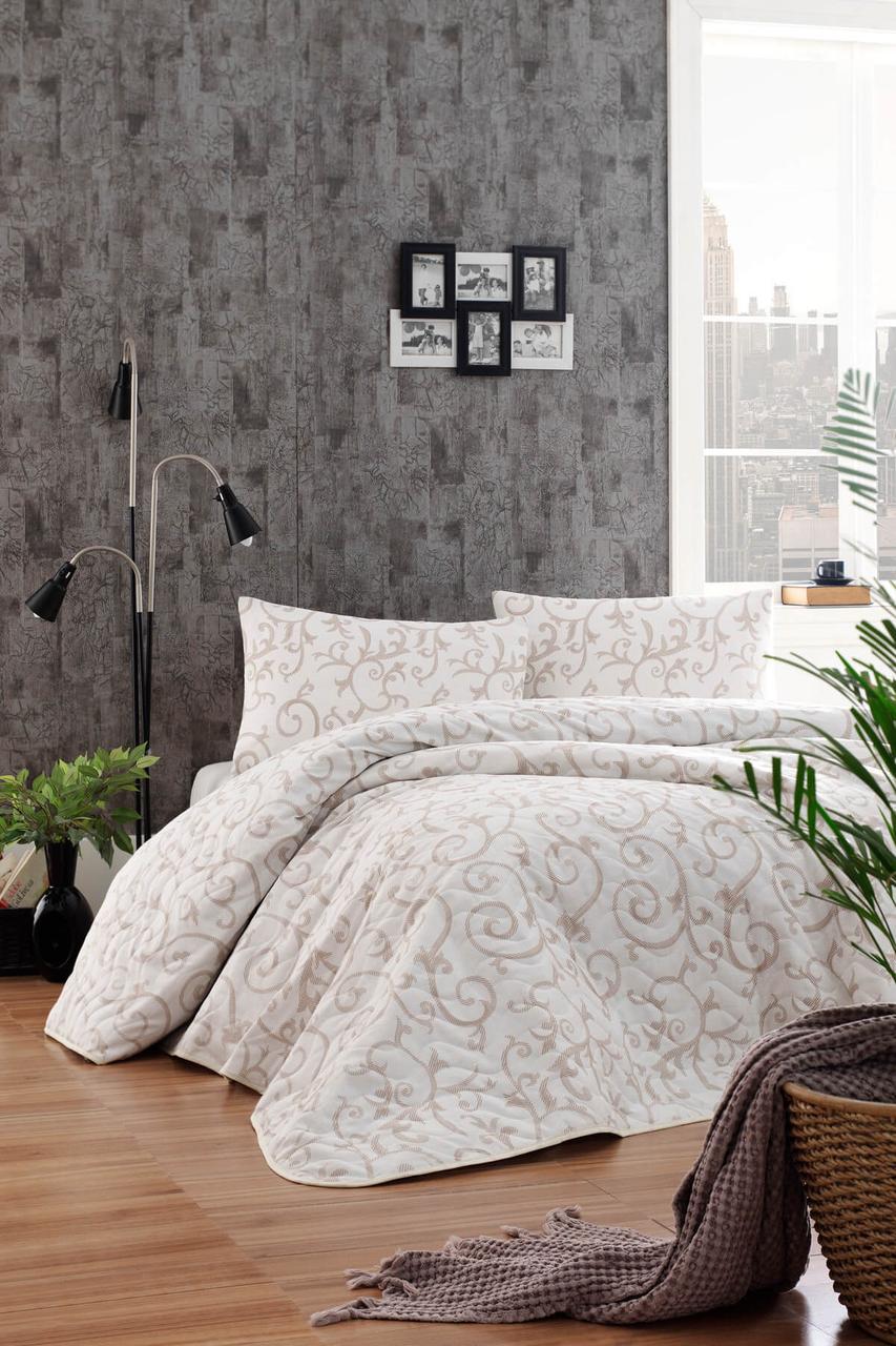 

Покрывало стеганное с наволочками Eponj Home - Merle krem кремовый 200*220